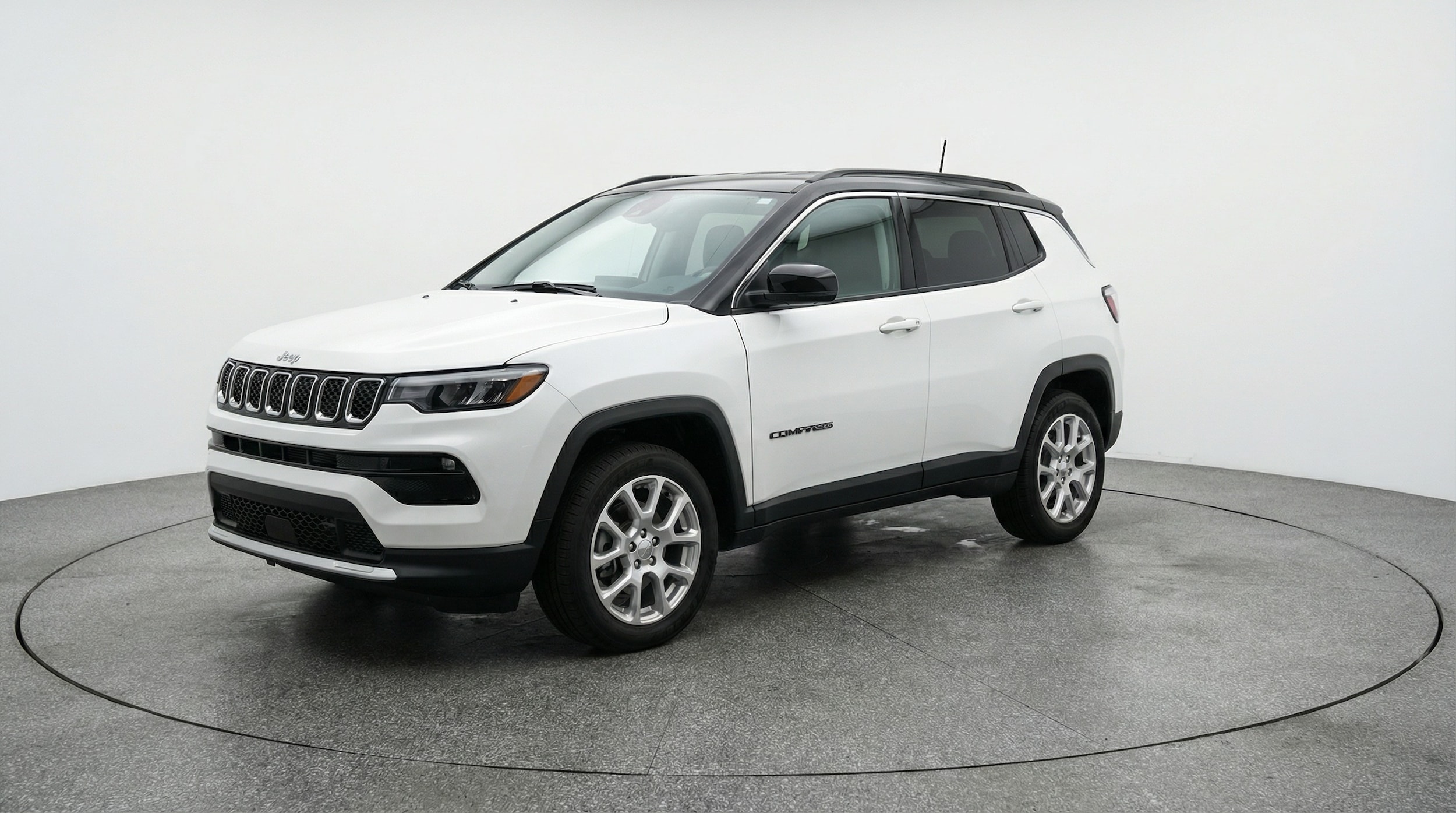 Thumbnail: 2025 Jeep Compass - 3