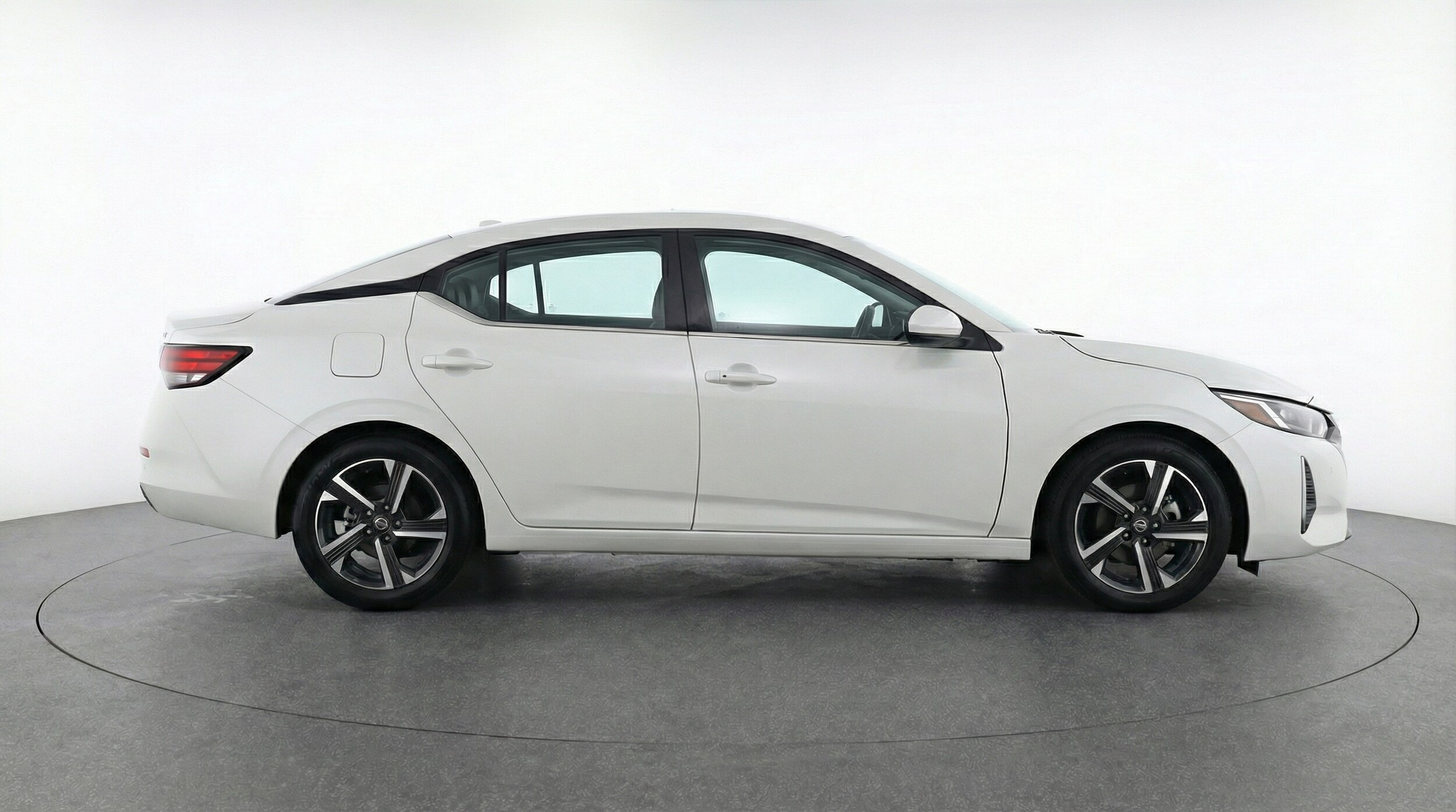 Thumbnail: 2025 Nissan Sentra - 8