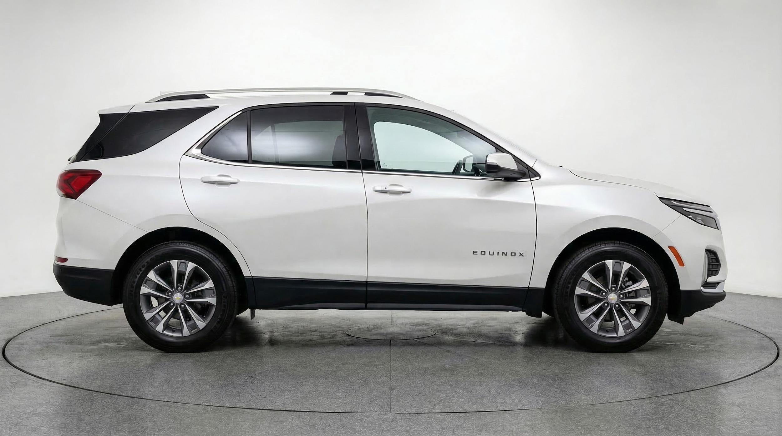 Thumbnail: 2025 Chevrolet Equinox - 8