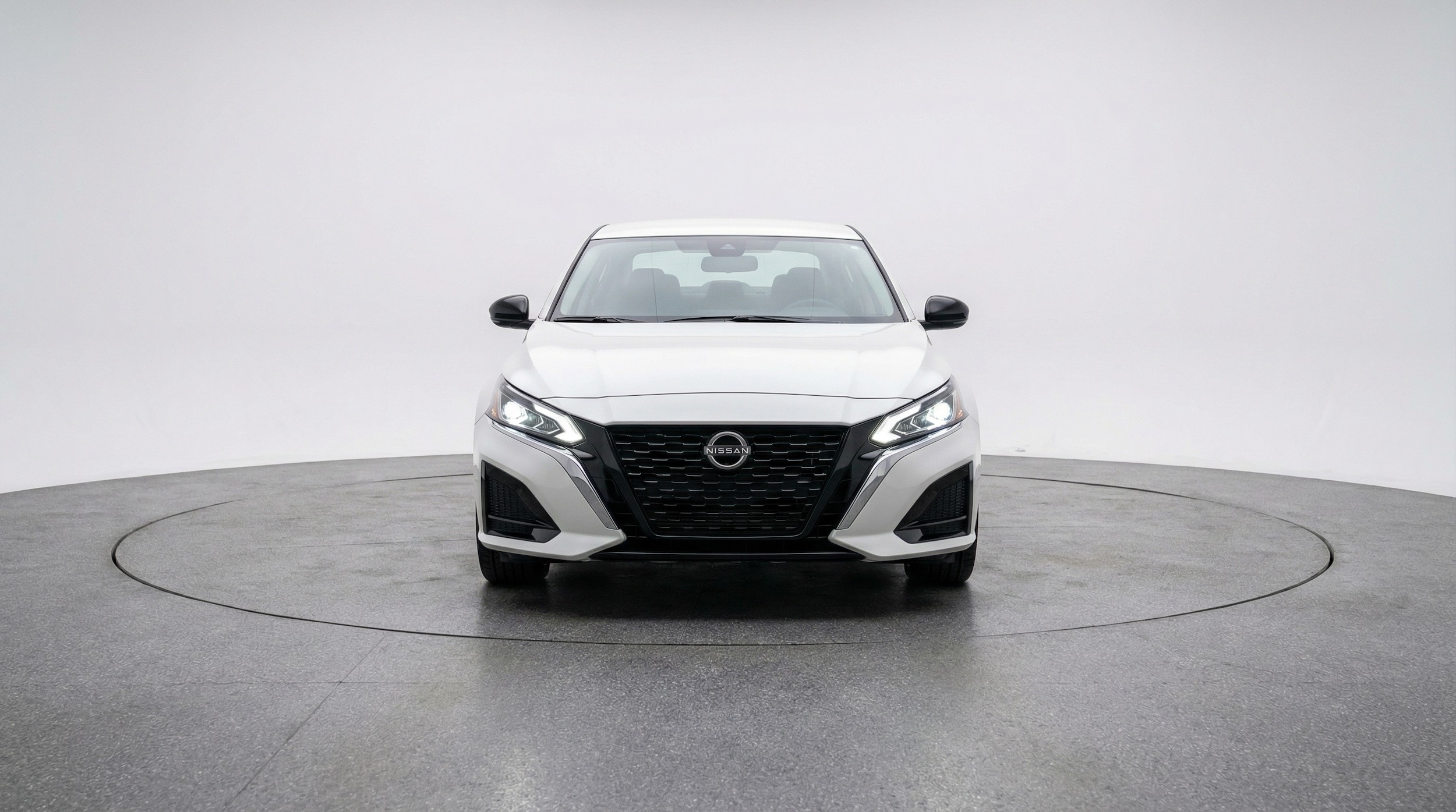 Thumbnail: 2025 Nissan Altima - 2