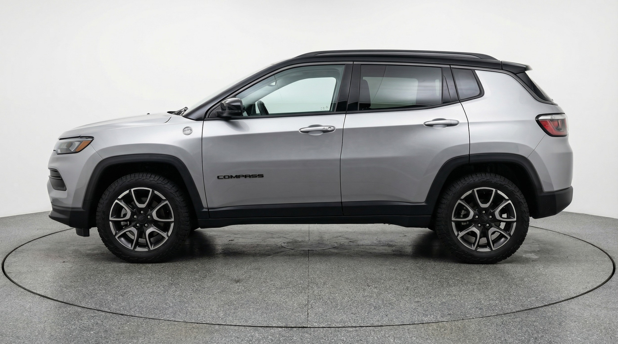 Thumbnail: 2025 Jeep Compass - 4