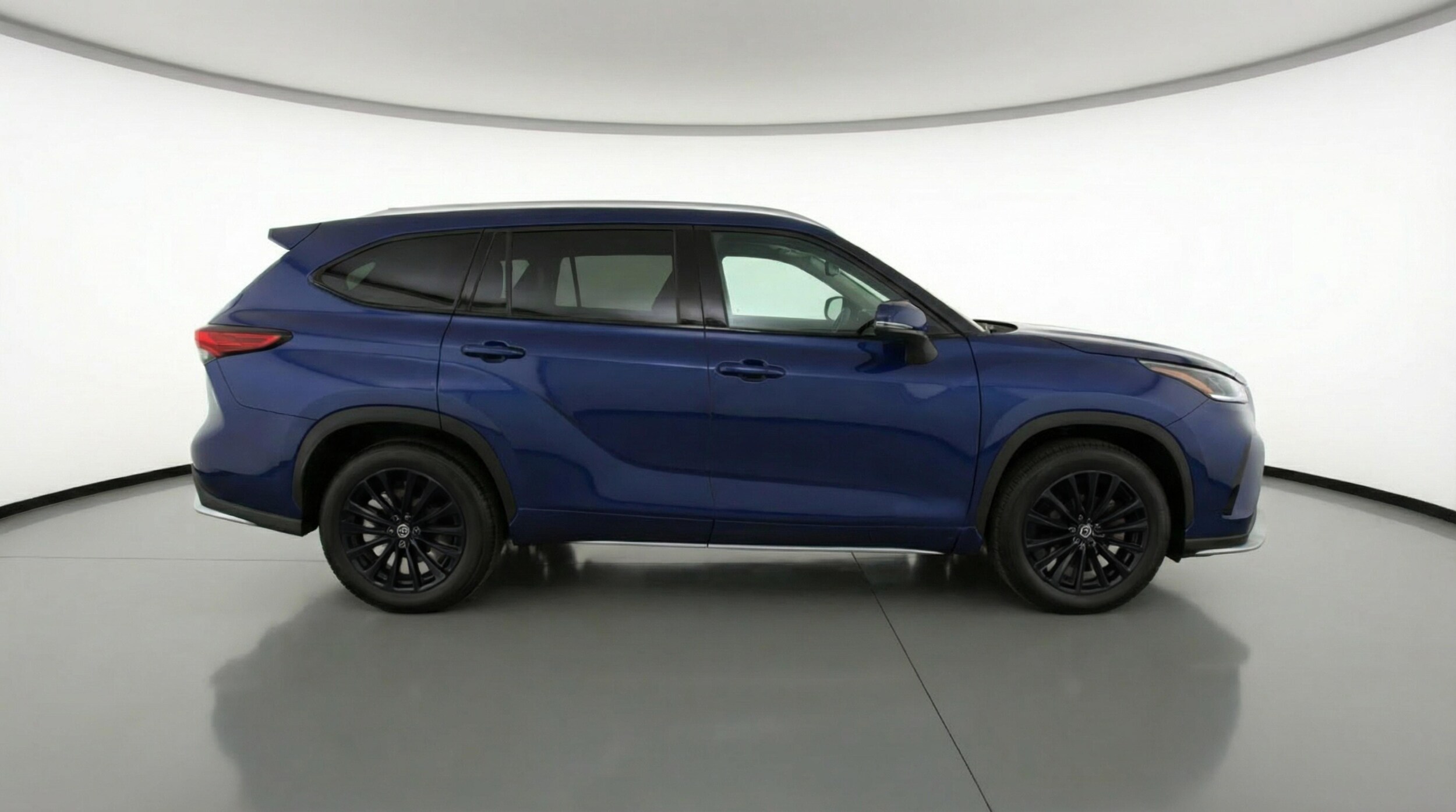 Thumbnail: 2025 Toyota Highlander - 8