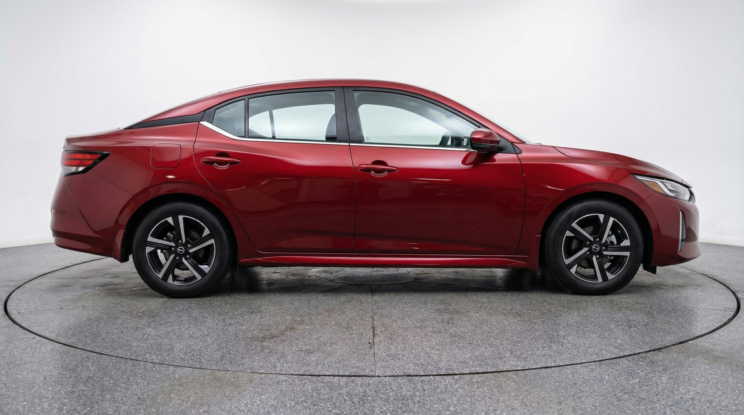 Thumbnail: 2025 Nissan Sentra - 8