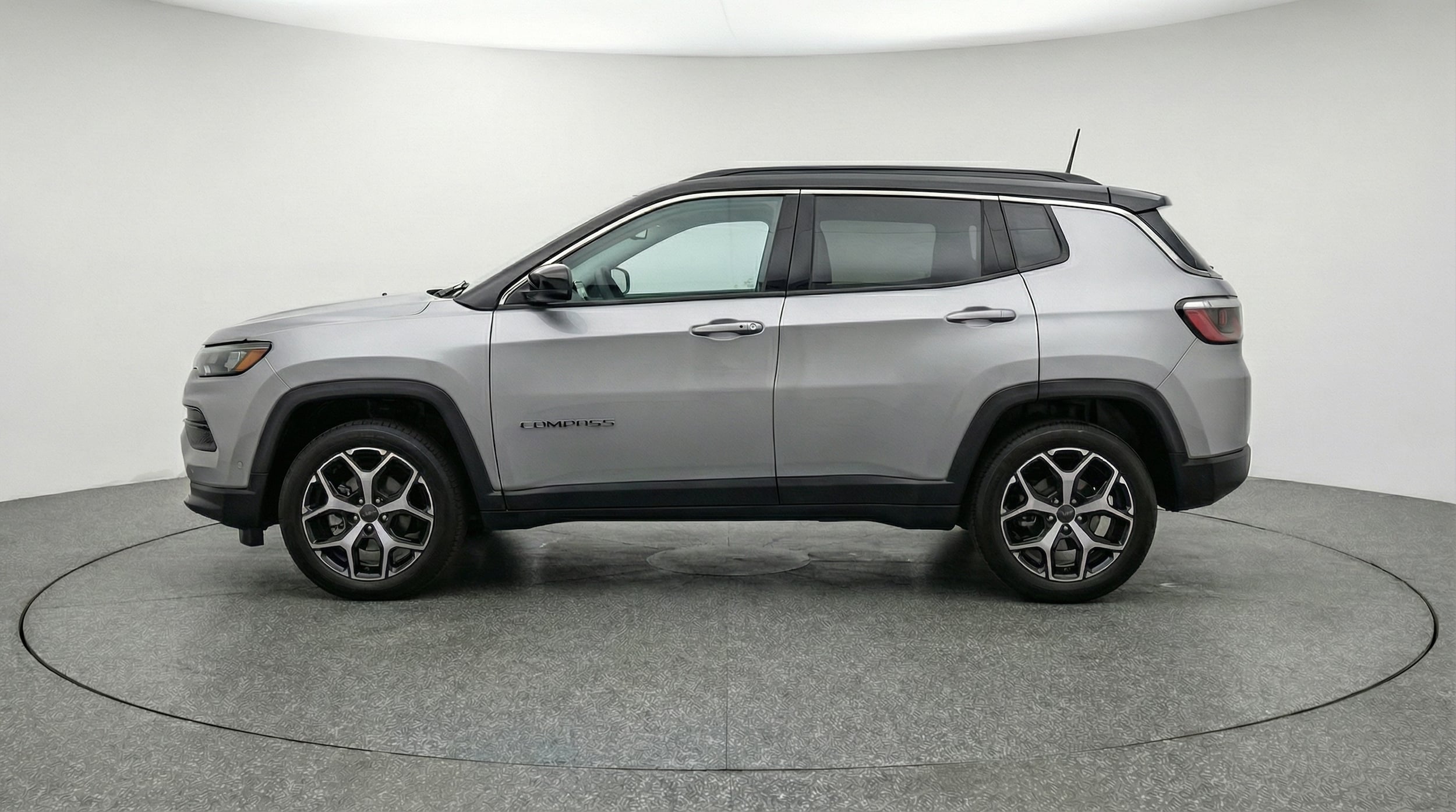 Thumbnail: 2025 Jeep Compass - 4