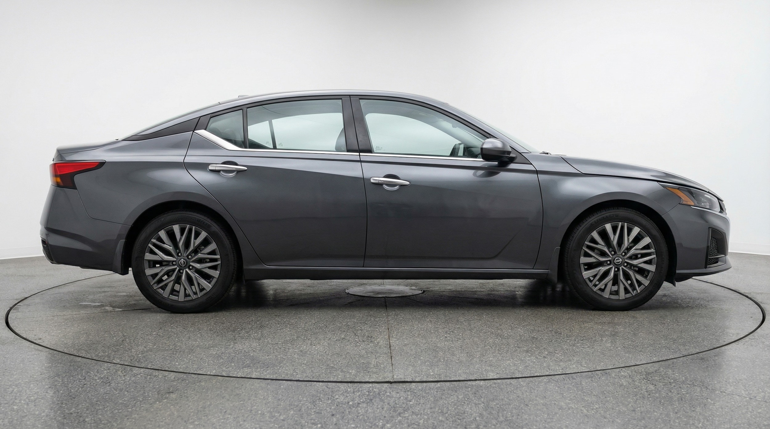 Thumbnail: 2025 Nissan Altima - 8