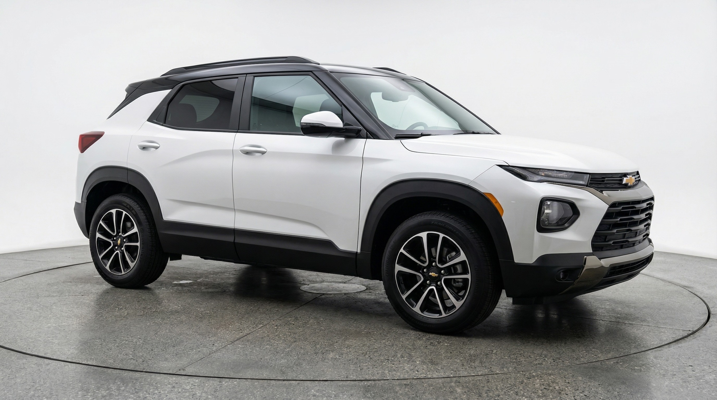 Thumbnail: 2025 Chevrolet TrailBlazer - 1