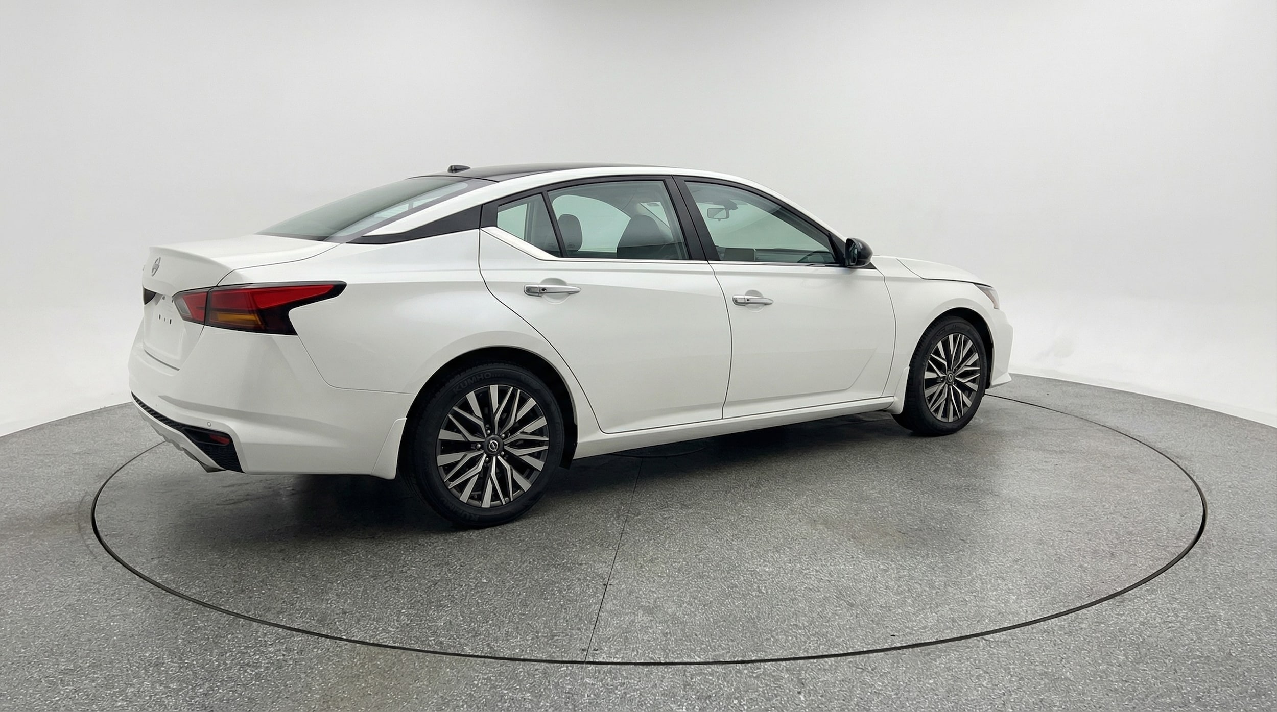 Thumbnail: 2025 Nissan Altima - 7