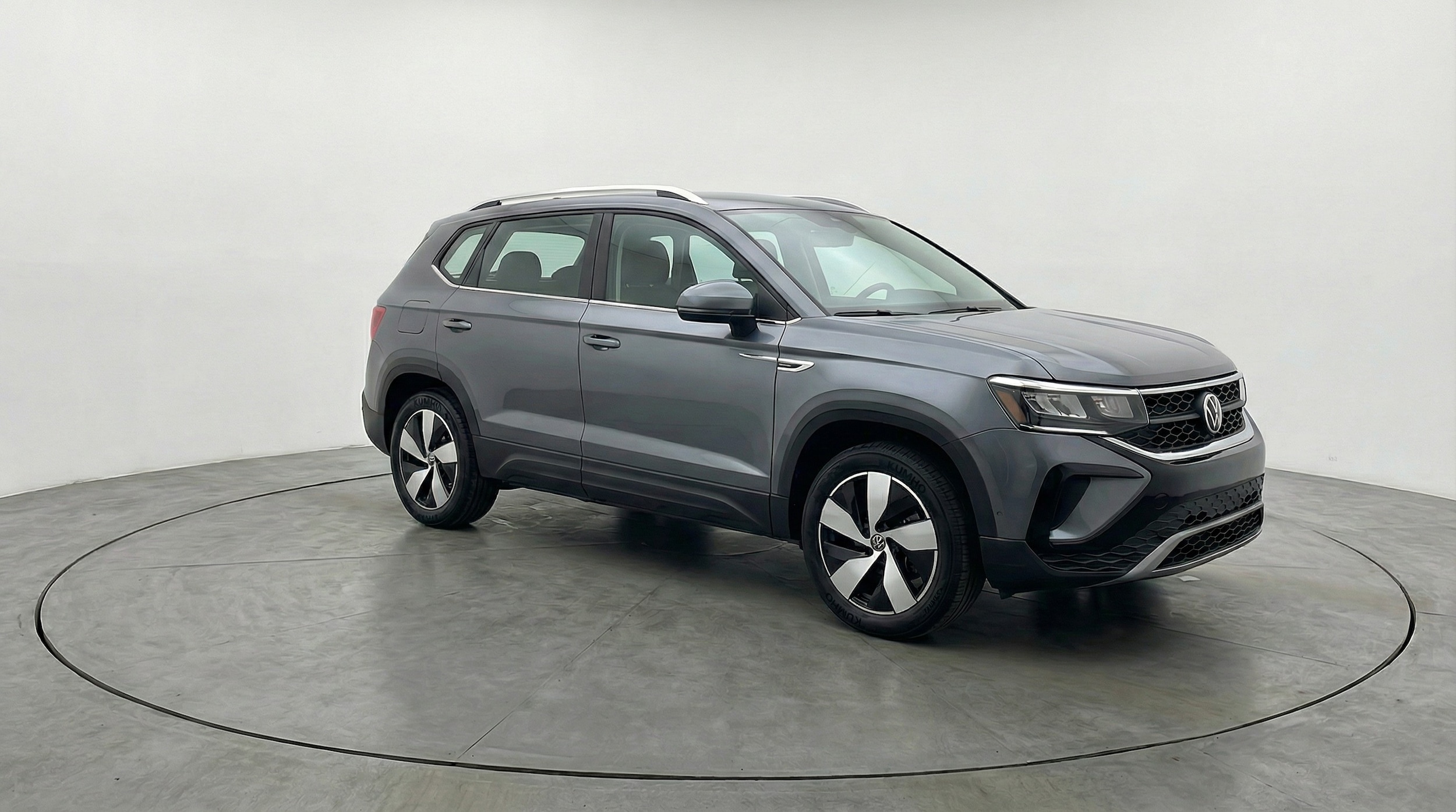 Thumbnail: 2025 Volkswagen Taos - 1