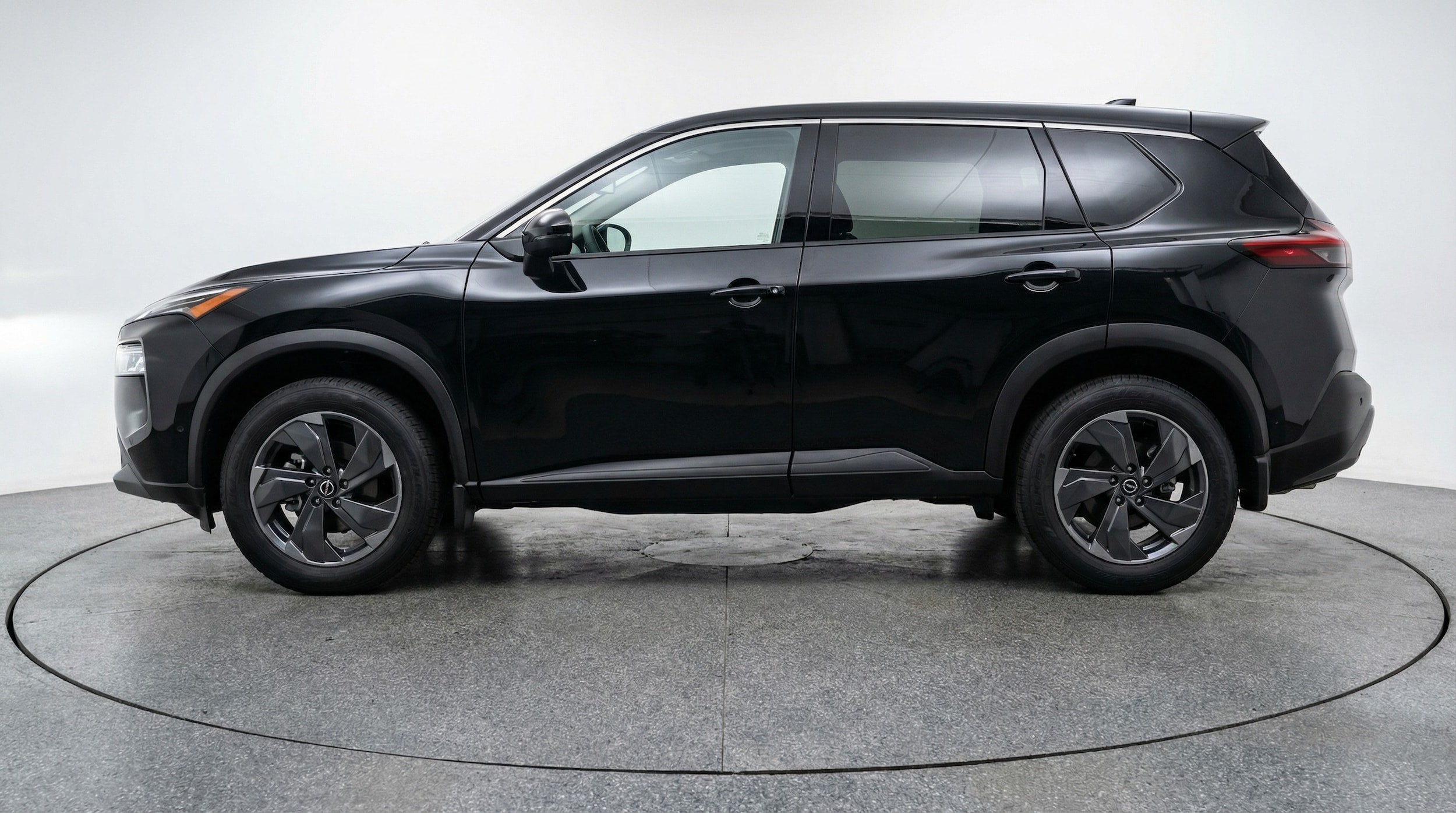 Thumbnail: 2025 Nissan Rogue - 4