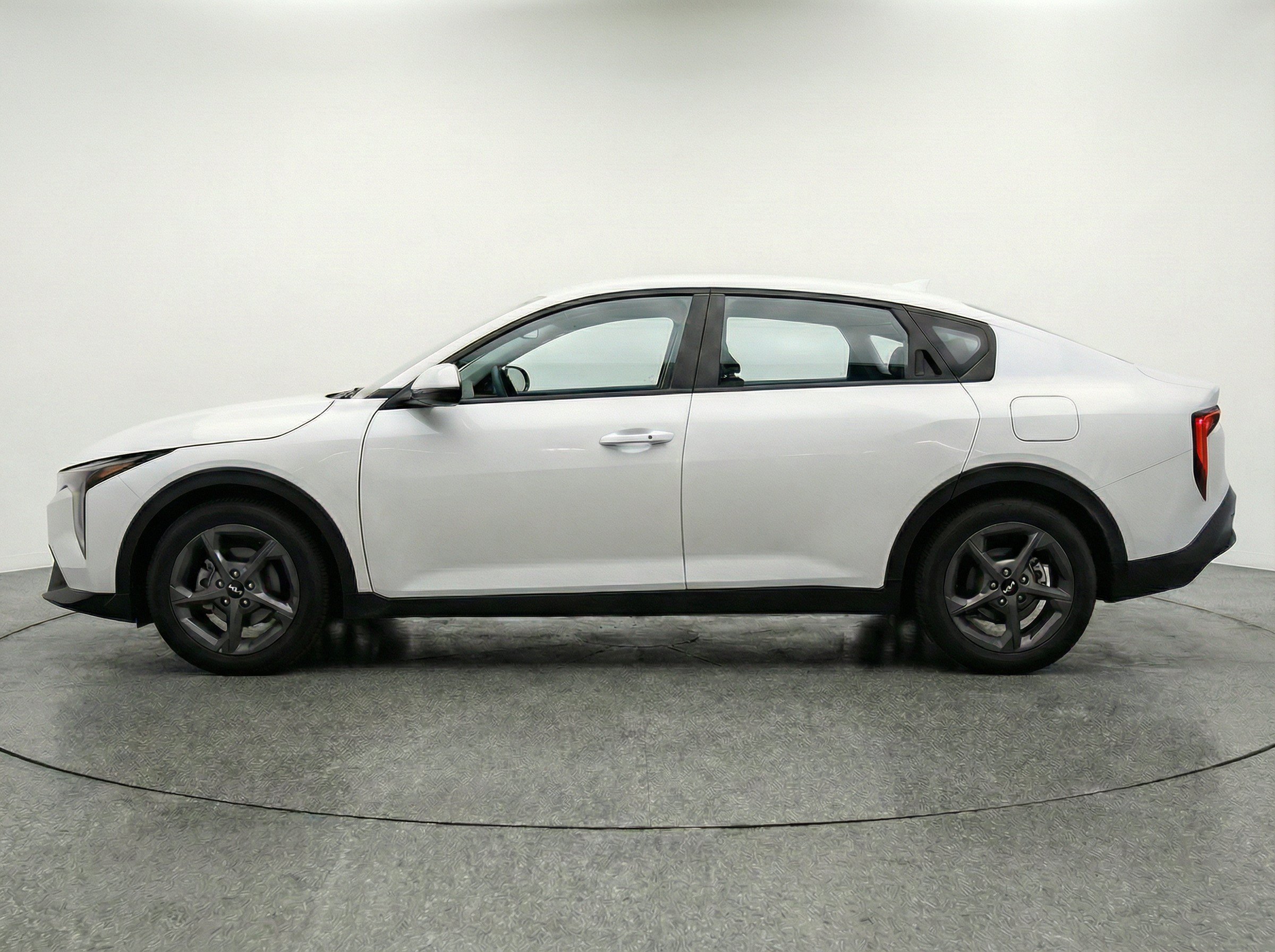 Thumbnail: 2025 Kia K4 - 5
