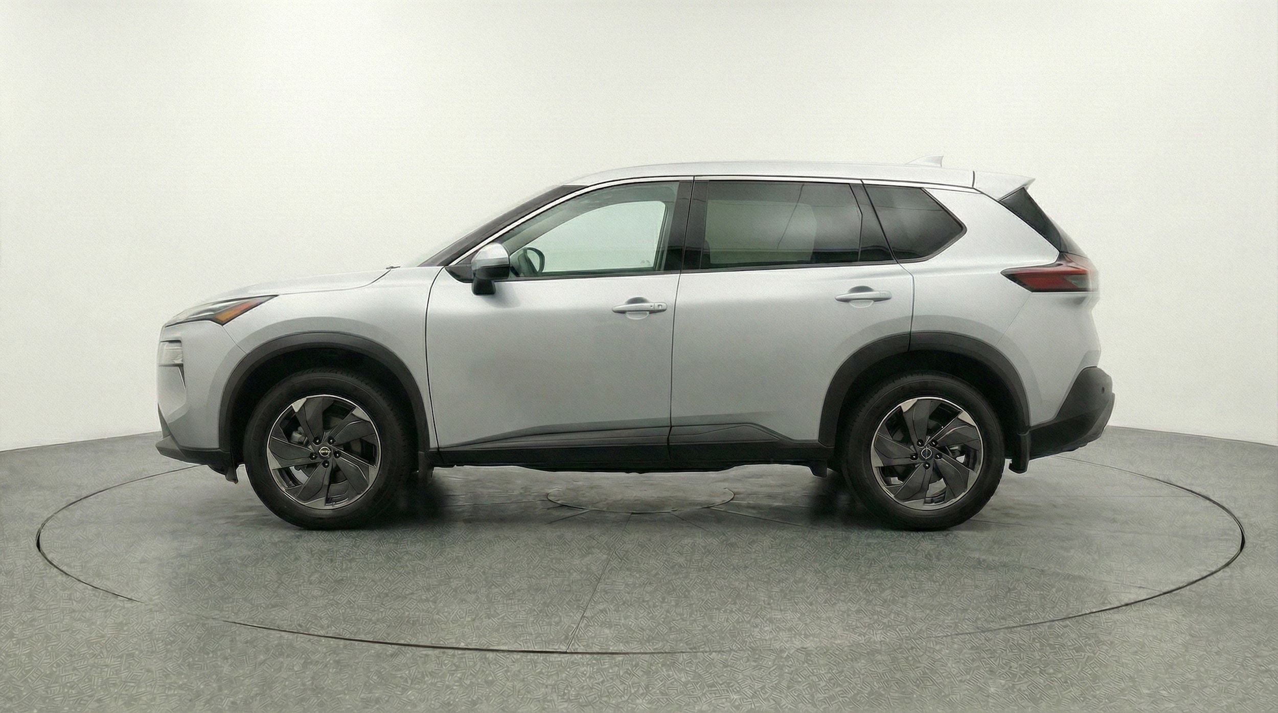 Thumbnail: 2025 Nissan Rogue - 5
