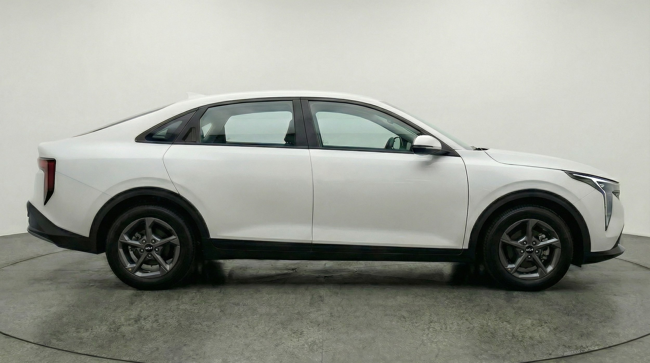 Thumbnail: 2025 Kia K4 - 8