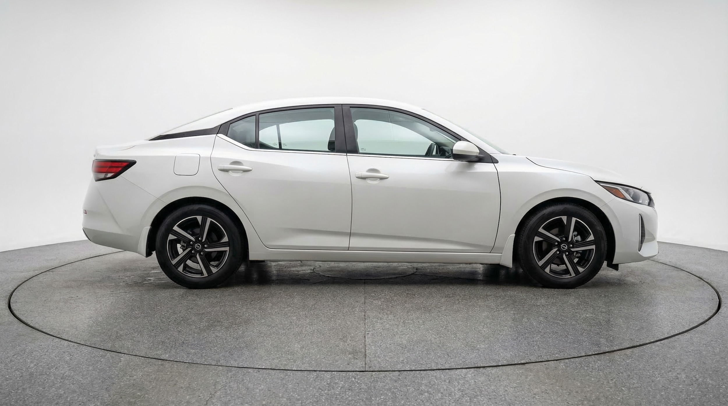 Thumbnail: 2025 Nissan Sentra - 8