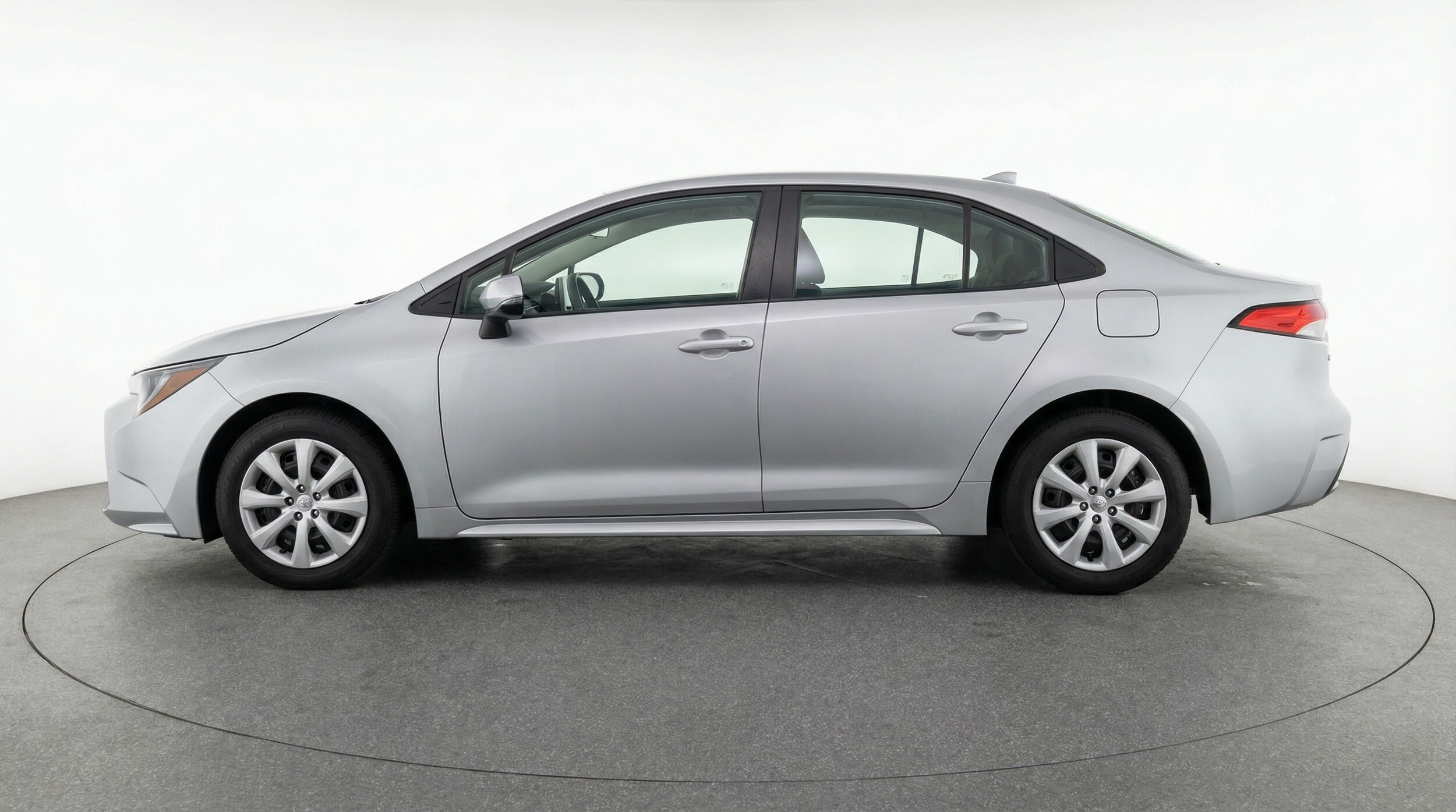 Thumbnail: 2025 Toyota Corolla - 4