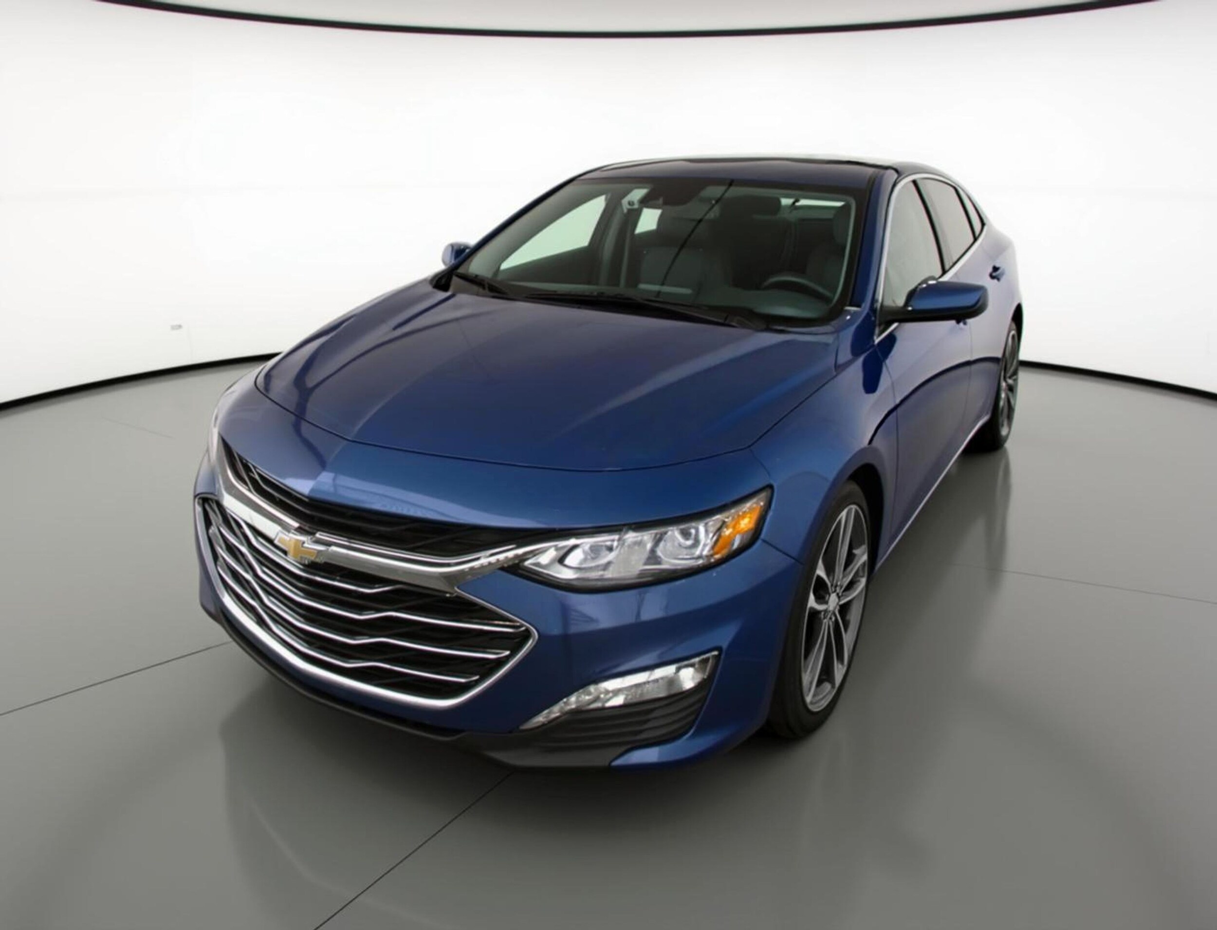 Thumbnail: 2024 Chevrolet Malibu - 3