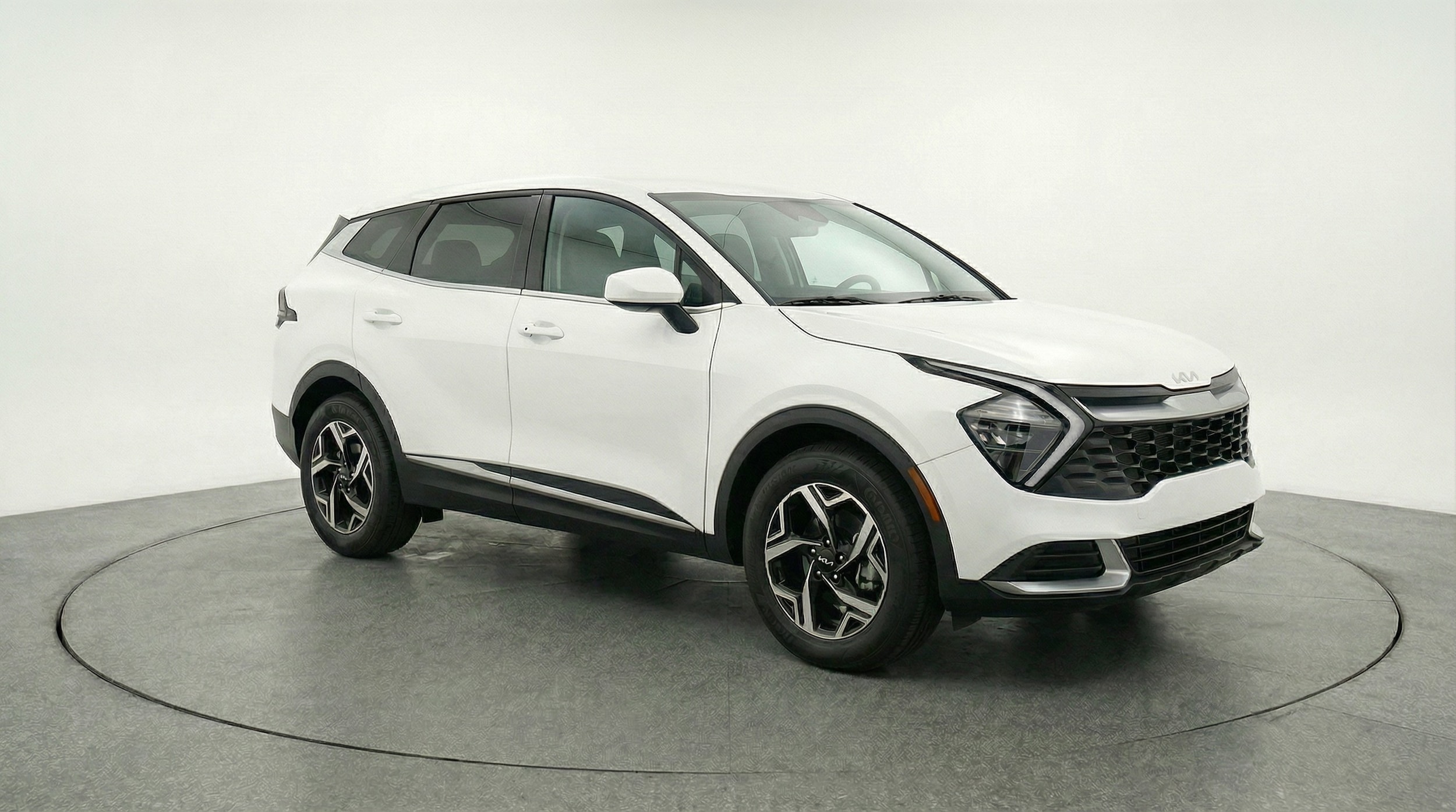 Thumbnail: 2025 Kia Sportage - 1