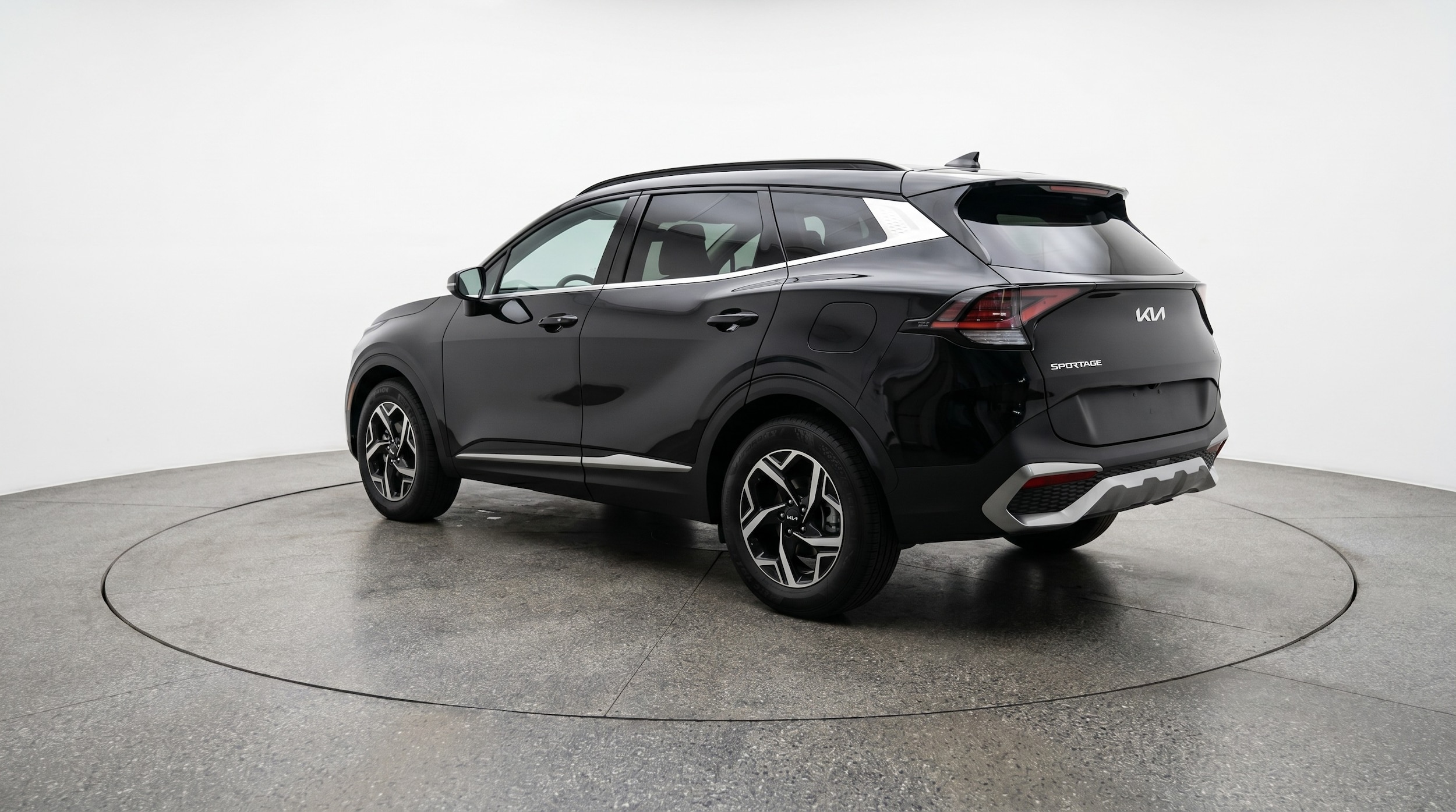 Thumbnail: 2025 Kia Sportage - 5