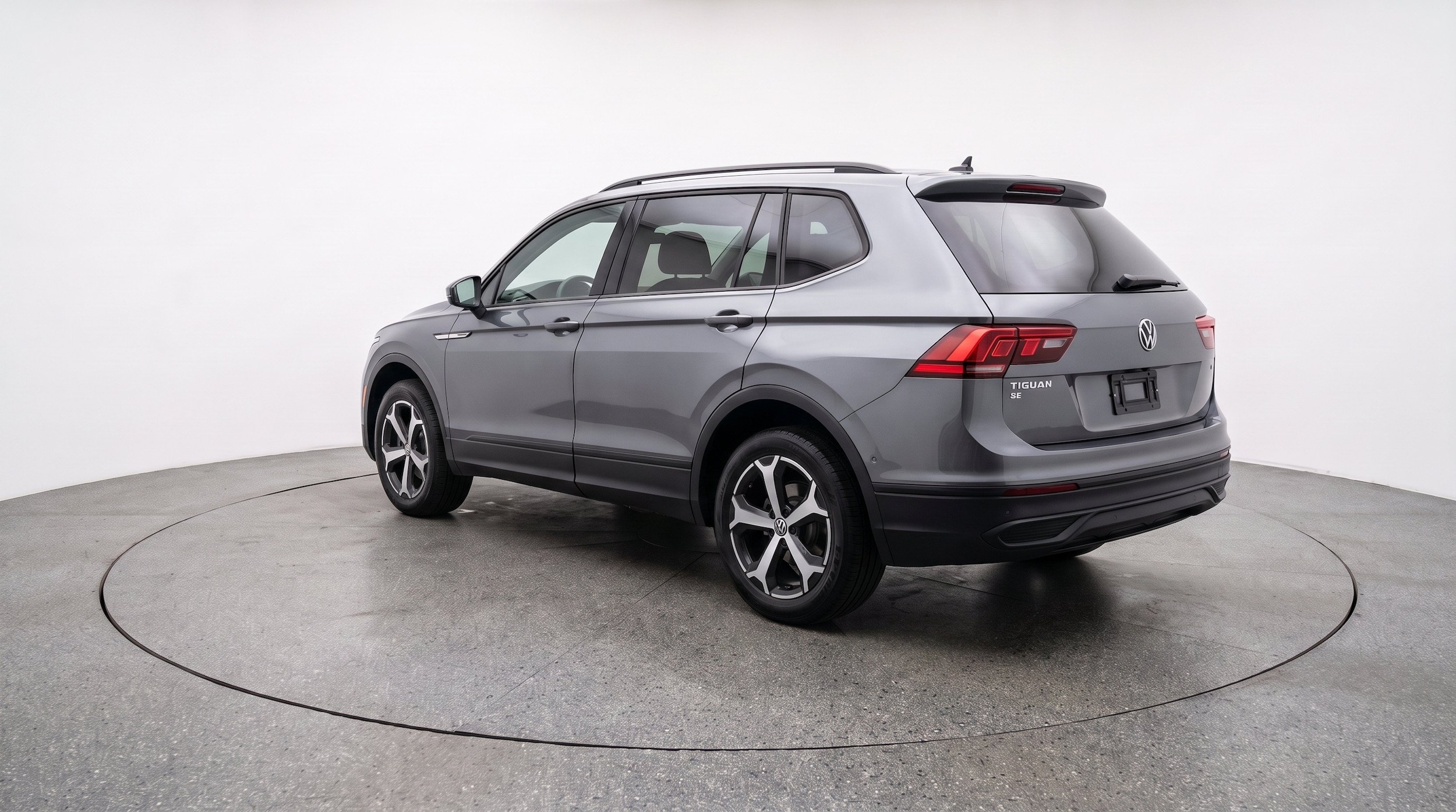 Thumbnail: 2026 Volkswagen Tiguan - 6