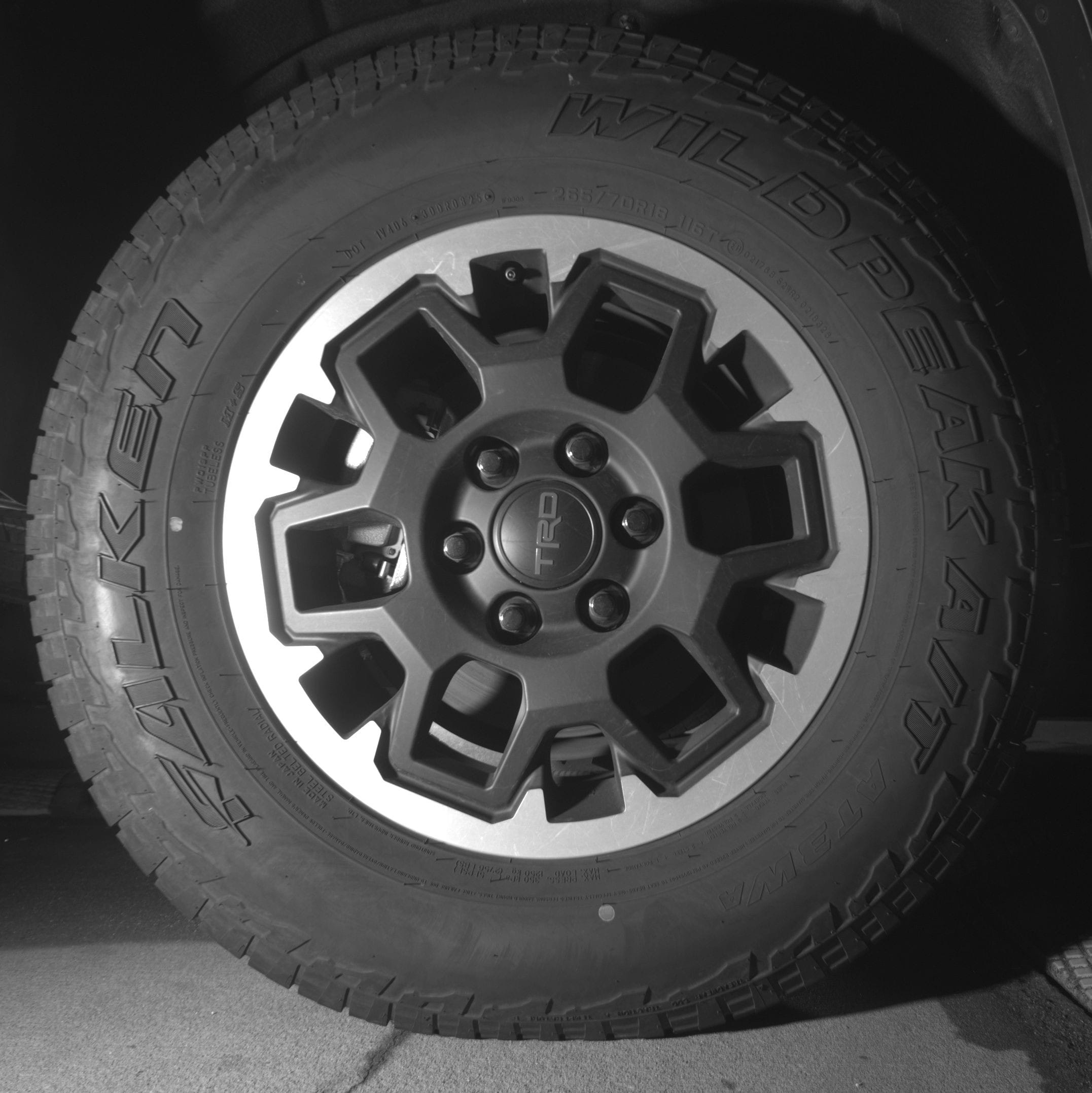 Thumbnail: 2025 Toyota 4Runner - 12