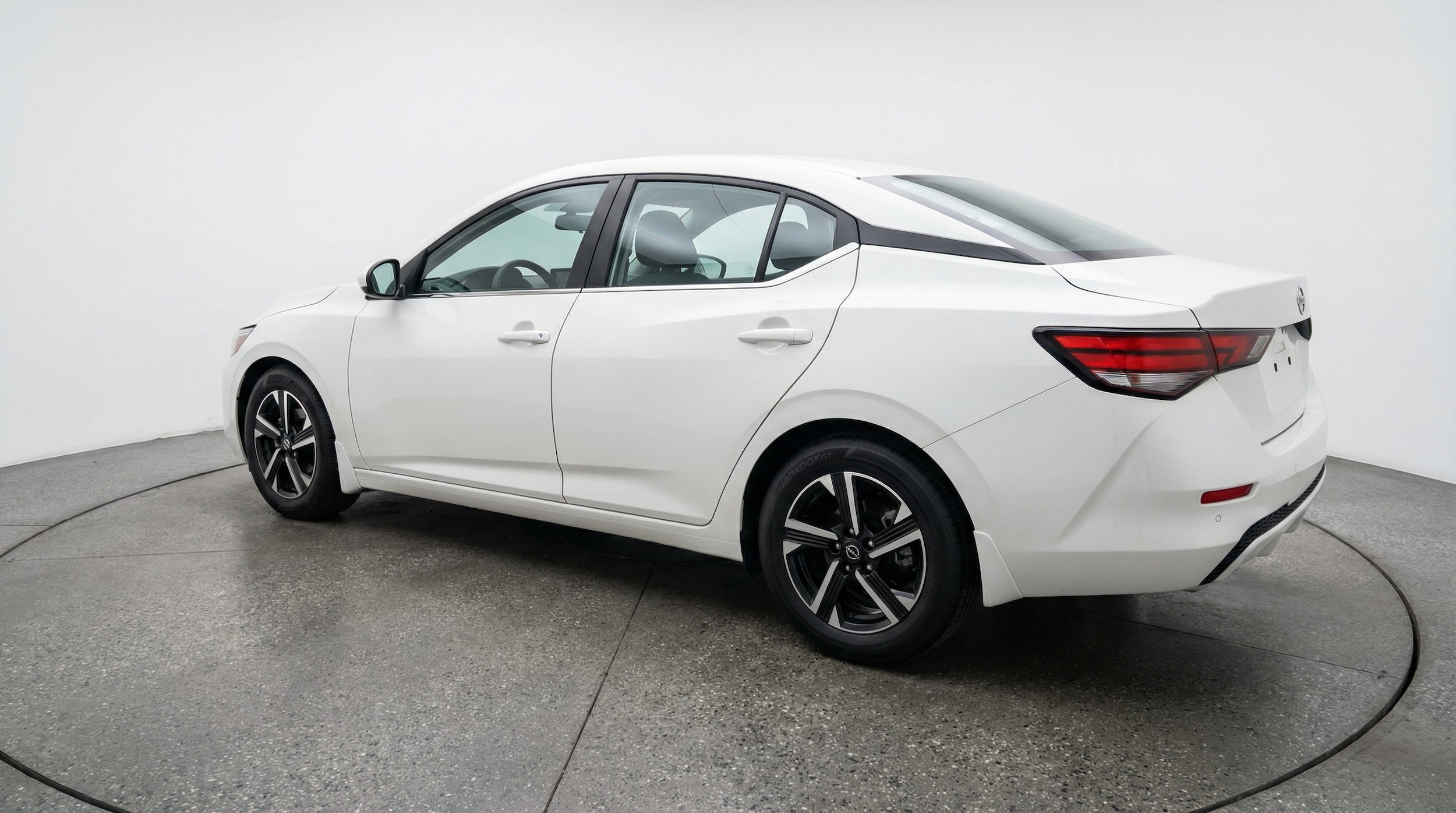 Thumbnail: 2025 Nissan Sentra - 5