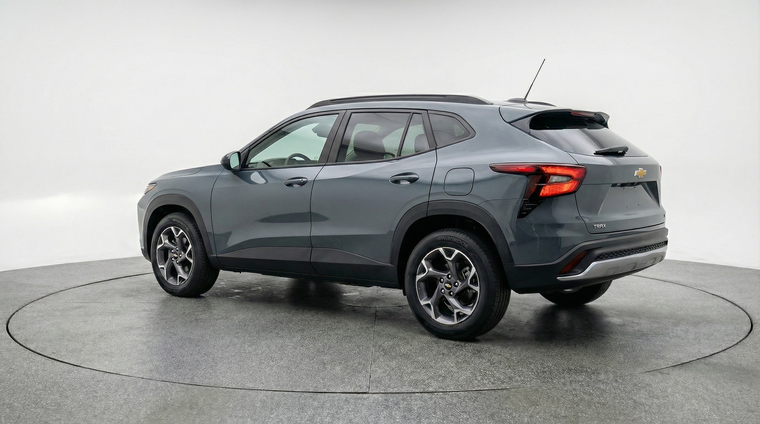 Thumbnail: 2025 Chevrolet Trax - 5