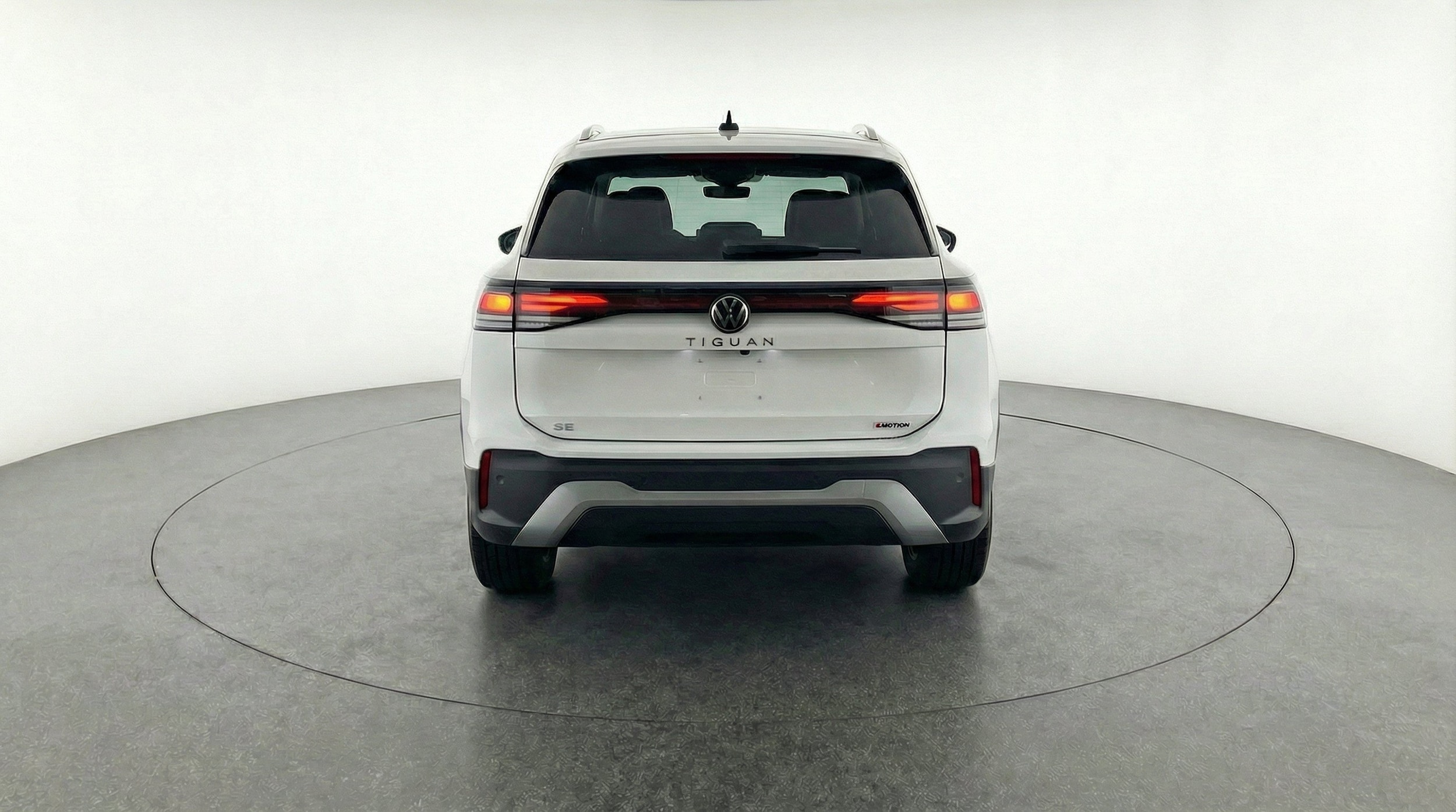 Thumbnail: 2026 Volkswagen Tiguan - 7