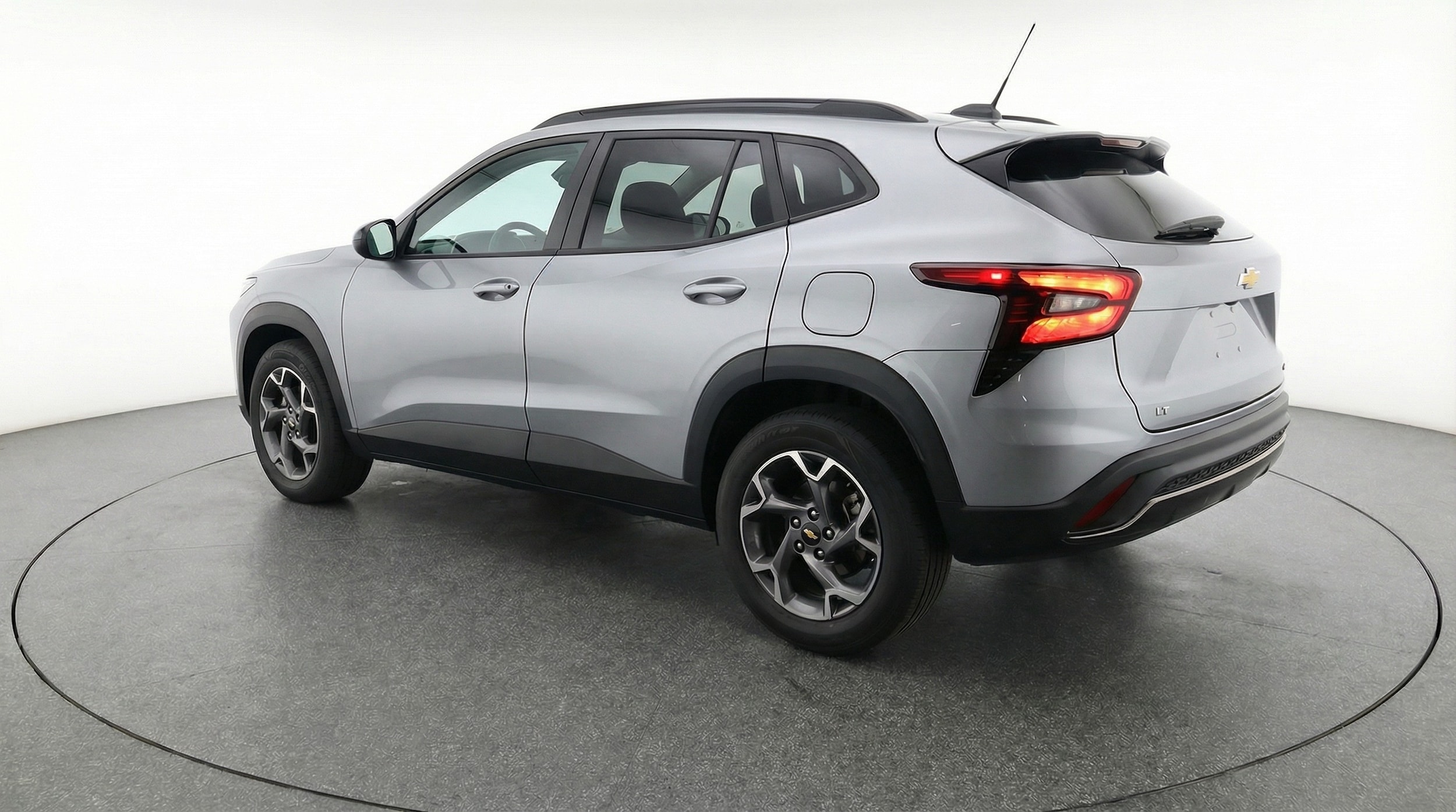 Thumbnail: 2025 Chevrolet Trax - 5