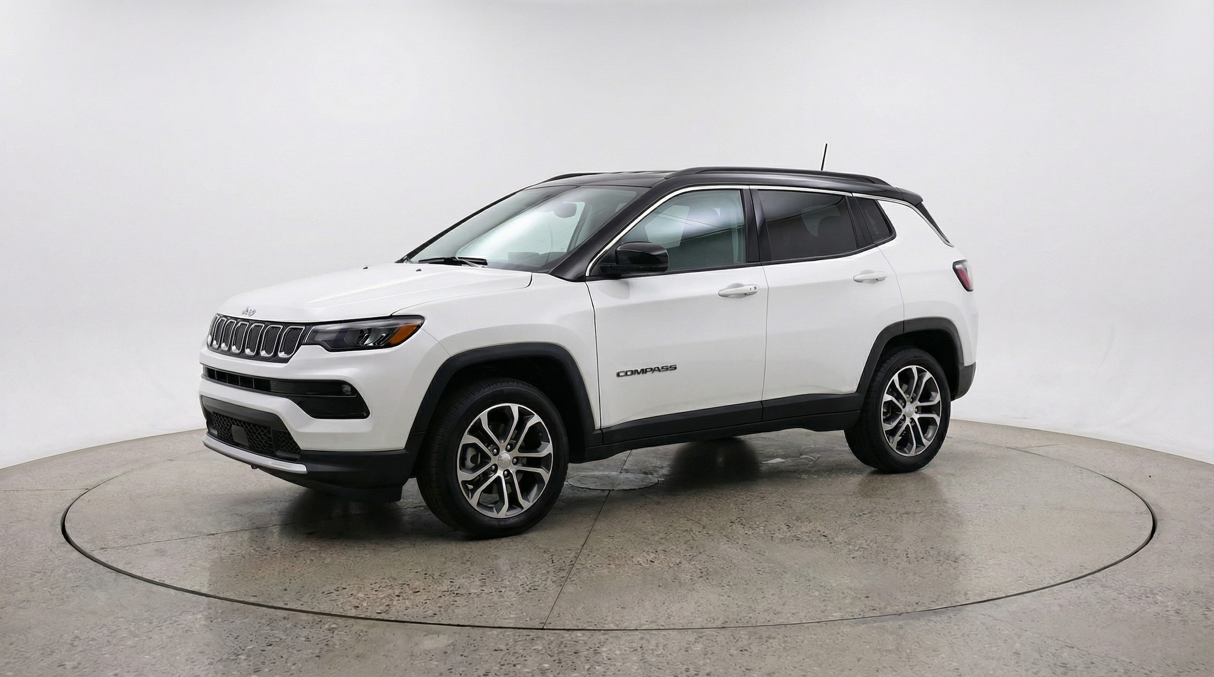 Thumbnail: 2025 Jeep Compass - 3