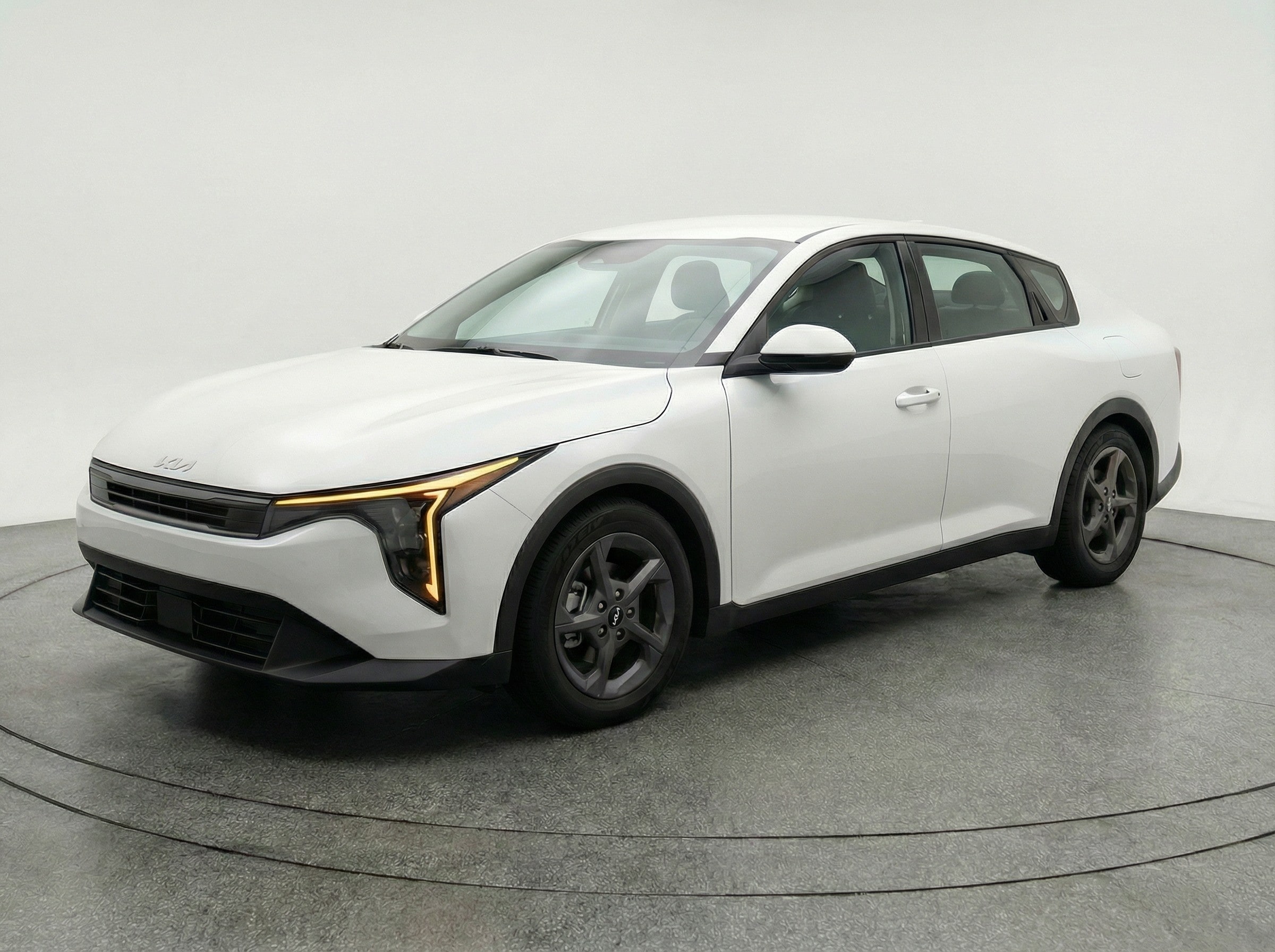 Thumbnail: 2025 Kia K4 - 3