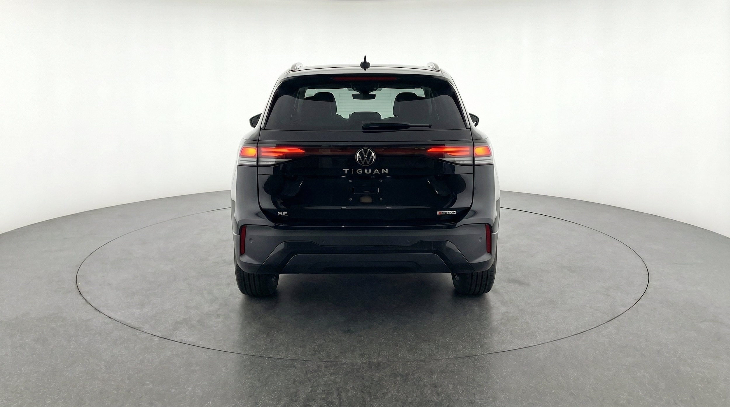 Thumbnail: 2026 Volkswagen Tiguan - 7