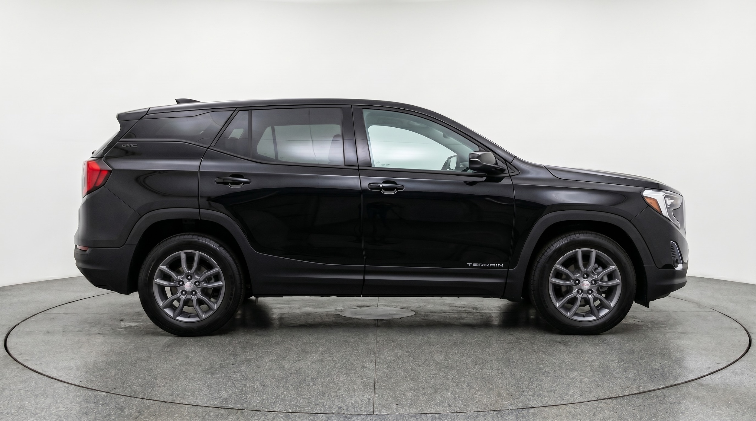 Thumbnail: 2024 GMC Terrain - 8