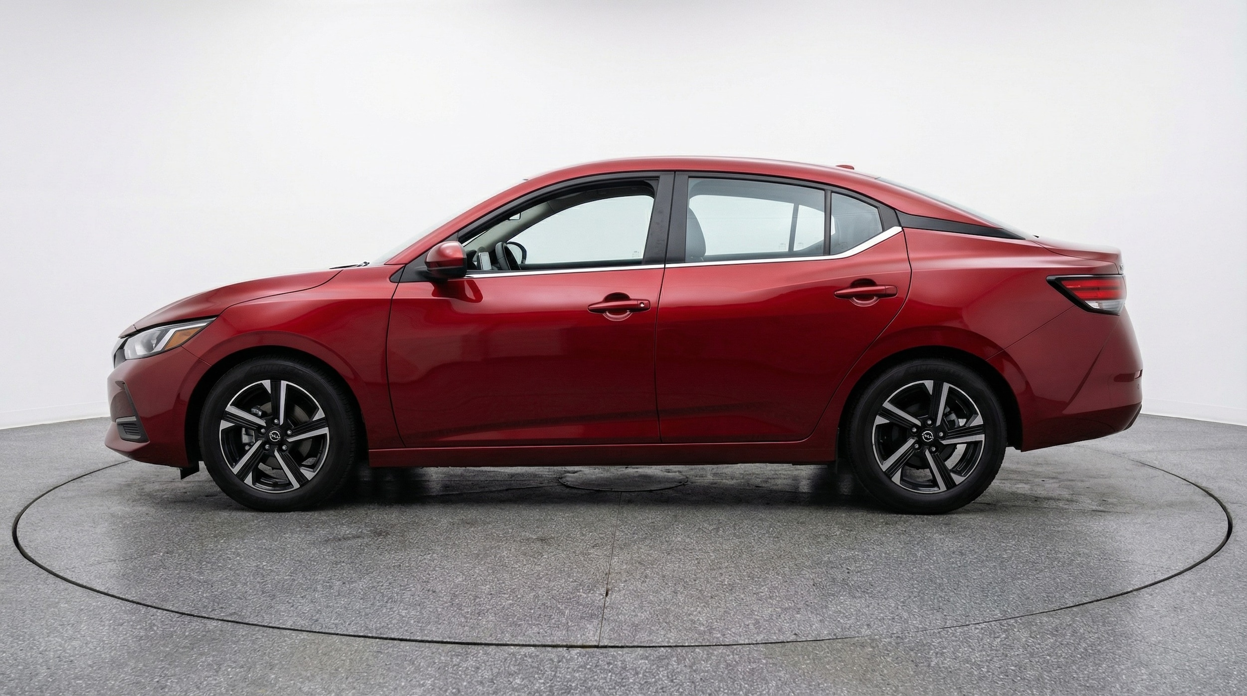 Thumbnail: 2025 Nissan Sentra - 4