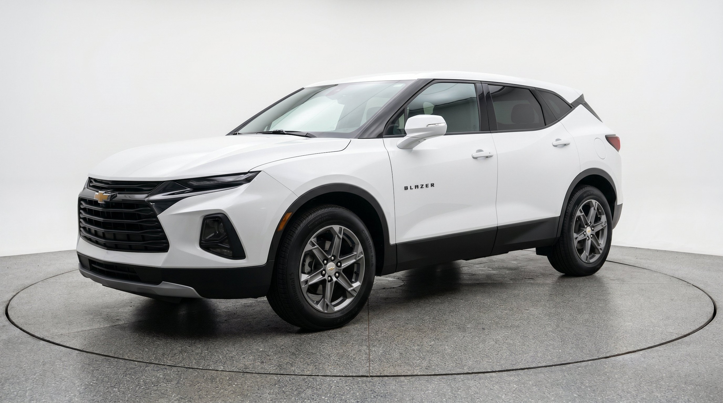 Thumbnail: 2026 Chevrolet Blazer - 3
