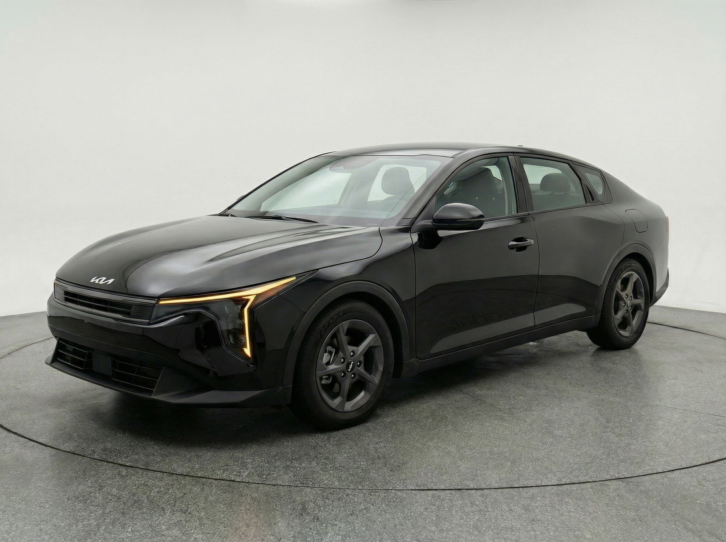Thumbnail: 2025 Kia K4 - 3