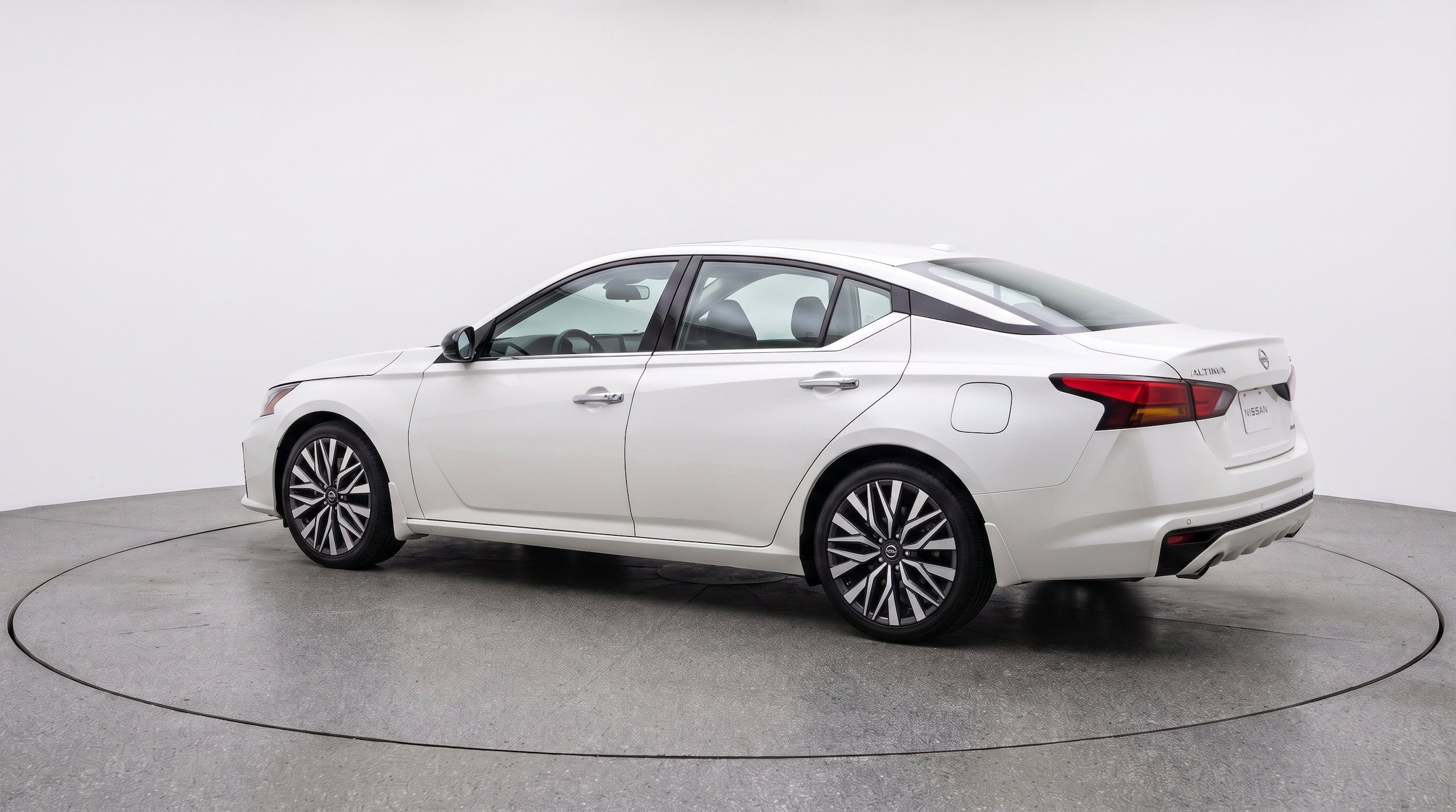 Thumbnail: 2025 Nissan Altima - 6