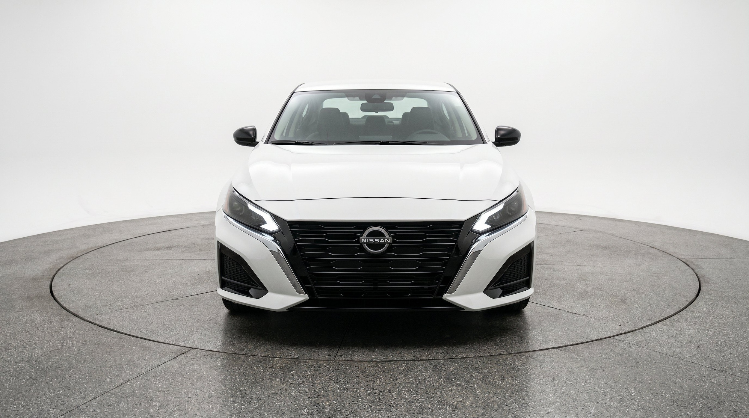 Thumbnail: 2025 Nissan Altima - 2