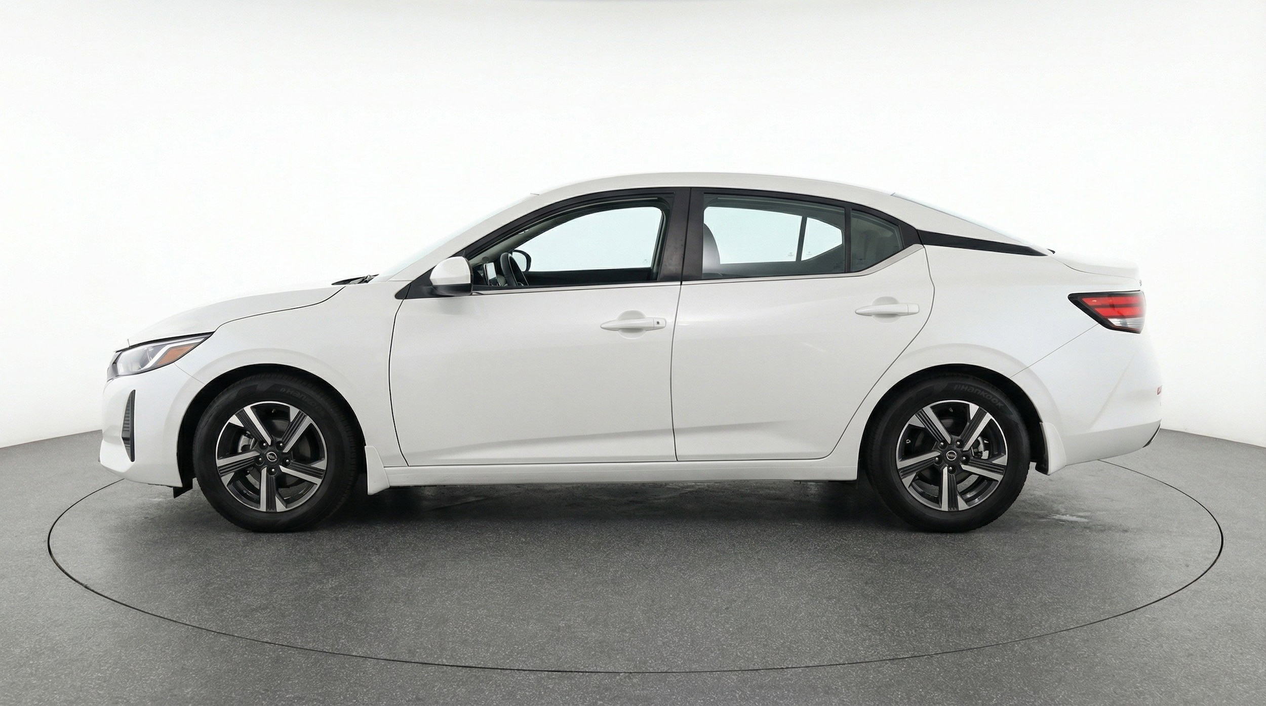 Thumbnail: 2025 Nissan Sentra - 5