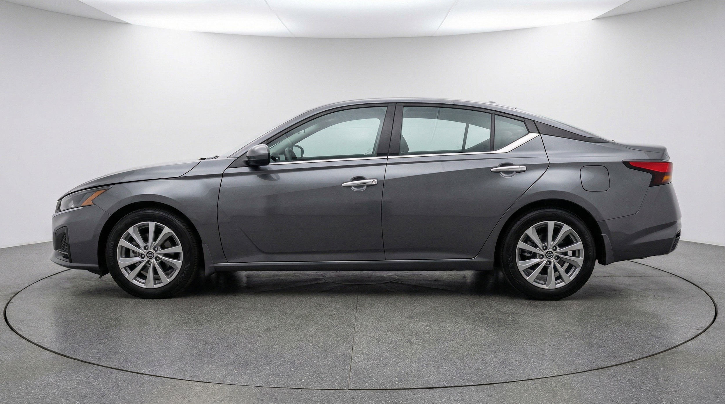 Thumbnail: 2025 Nissan Altima - 5
