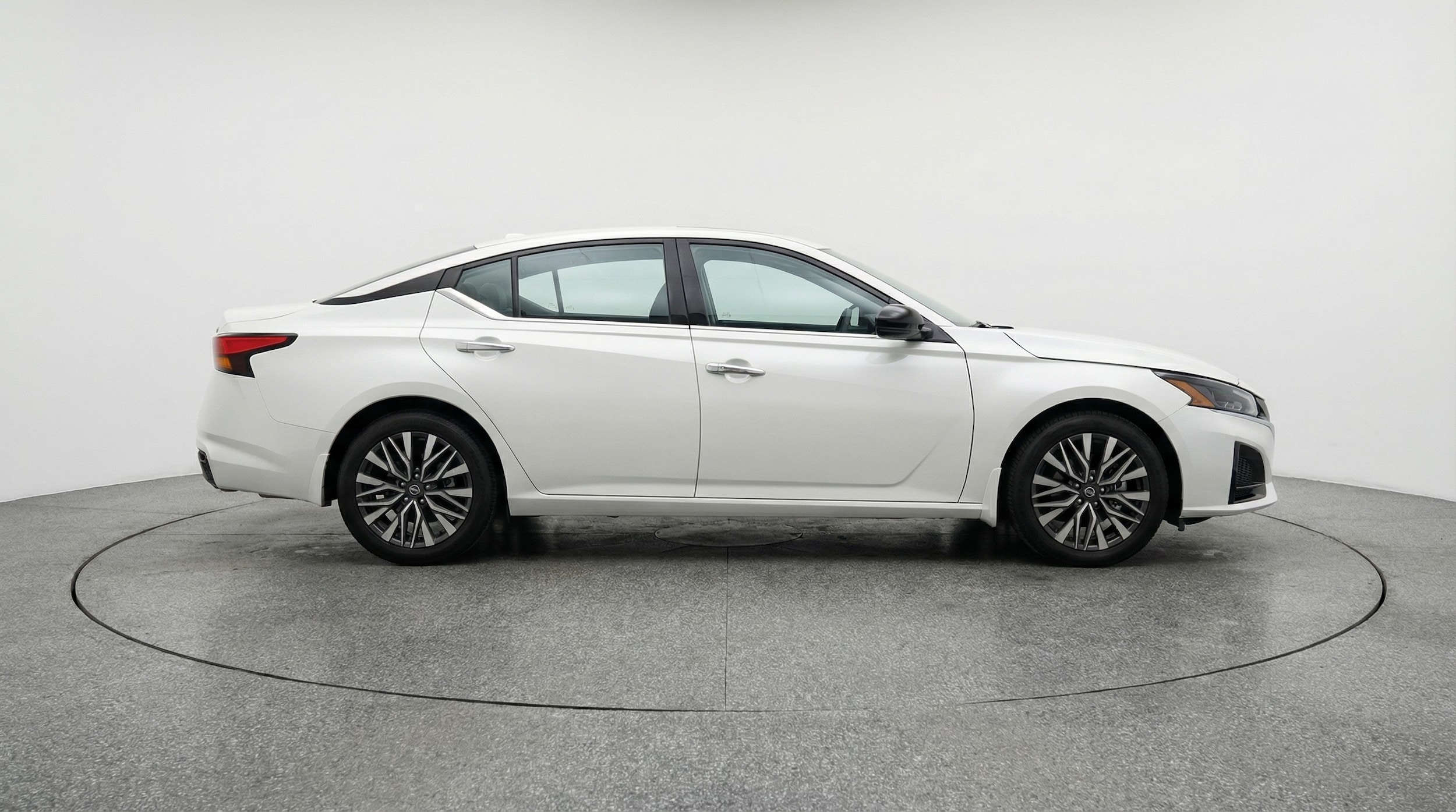 Thumbnail: 2025 Nissan Altima - 8