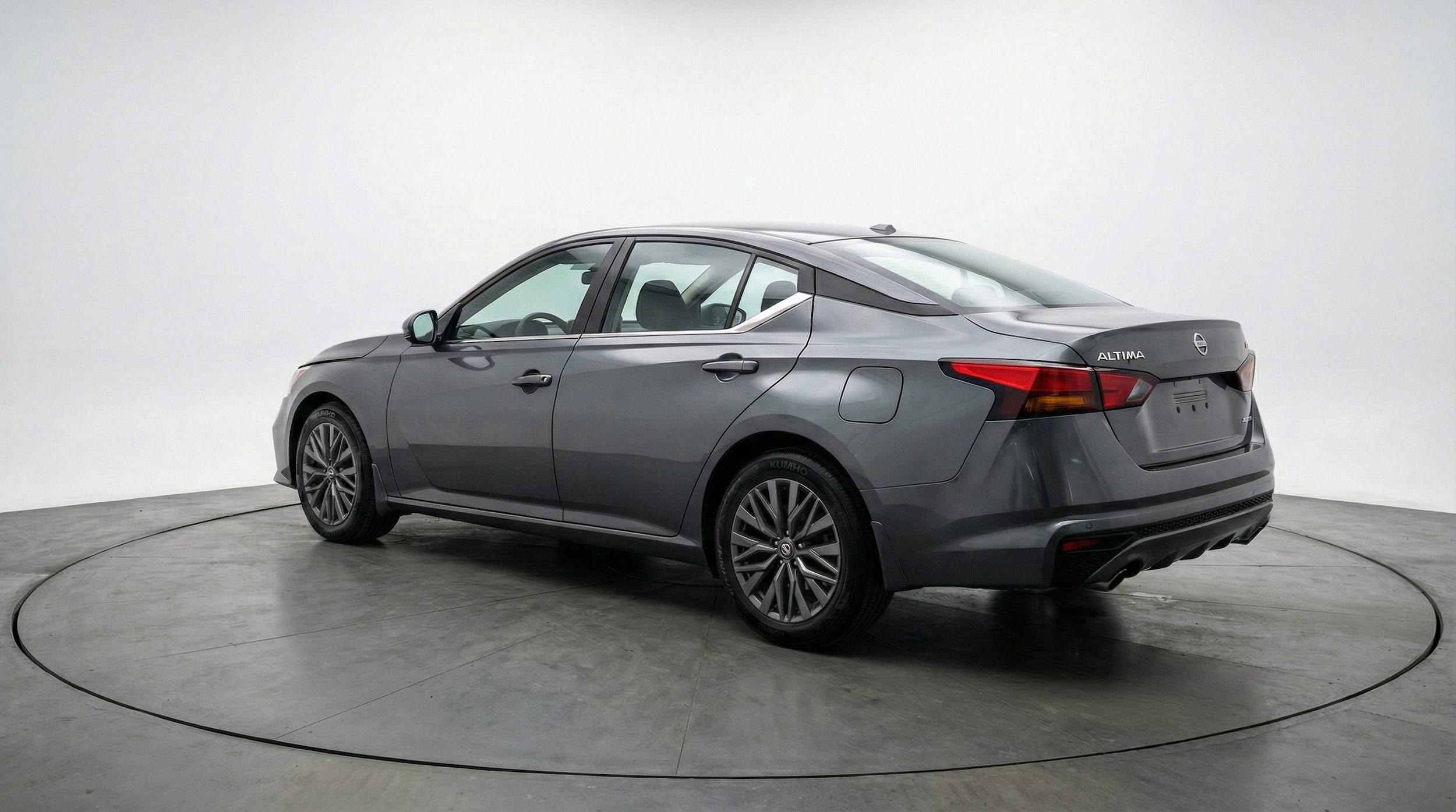 Thumbnail: 2025 Nissan Altima - 5