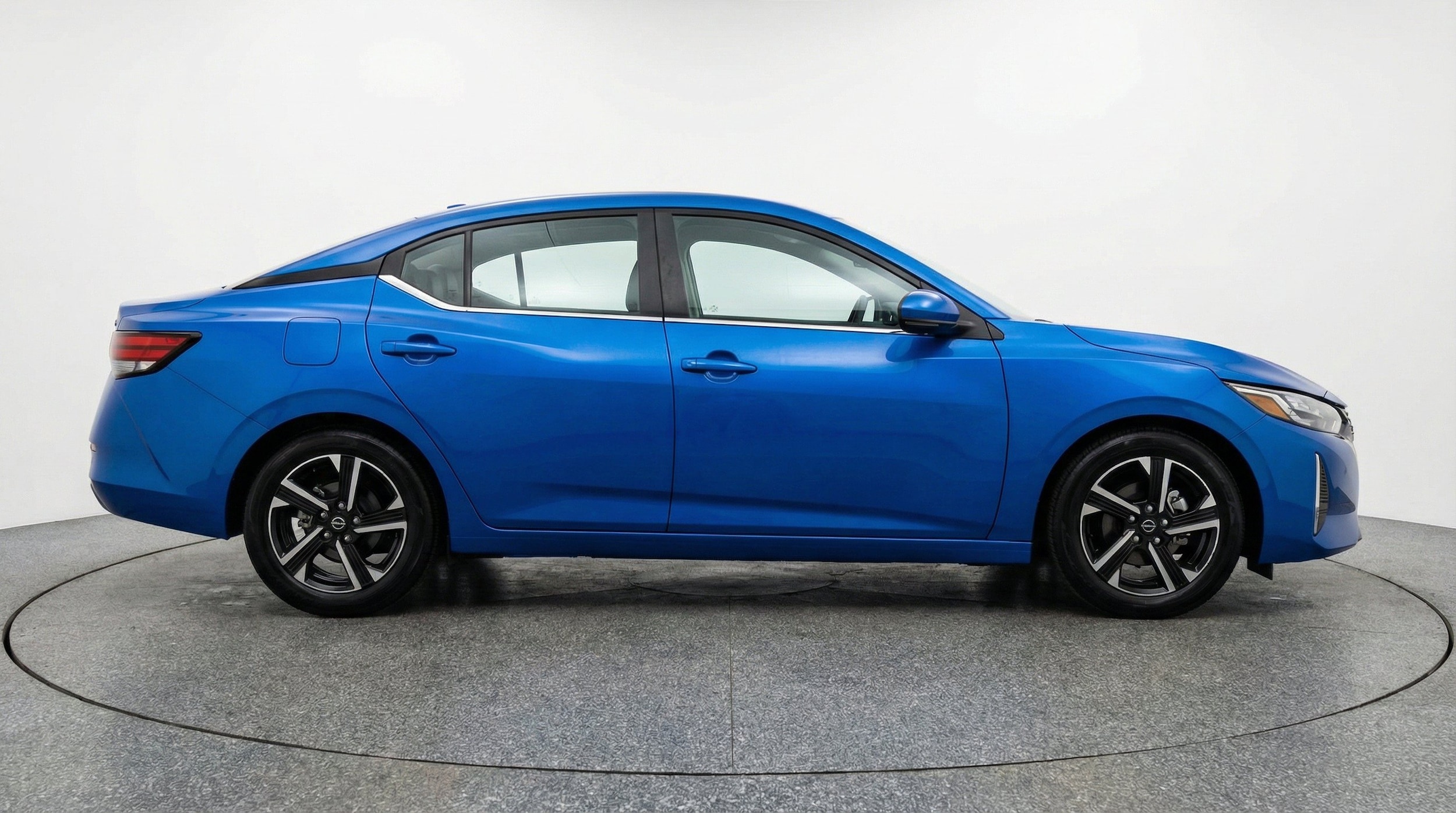 Thumbnail: 2025 Nissan Sentra - 11