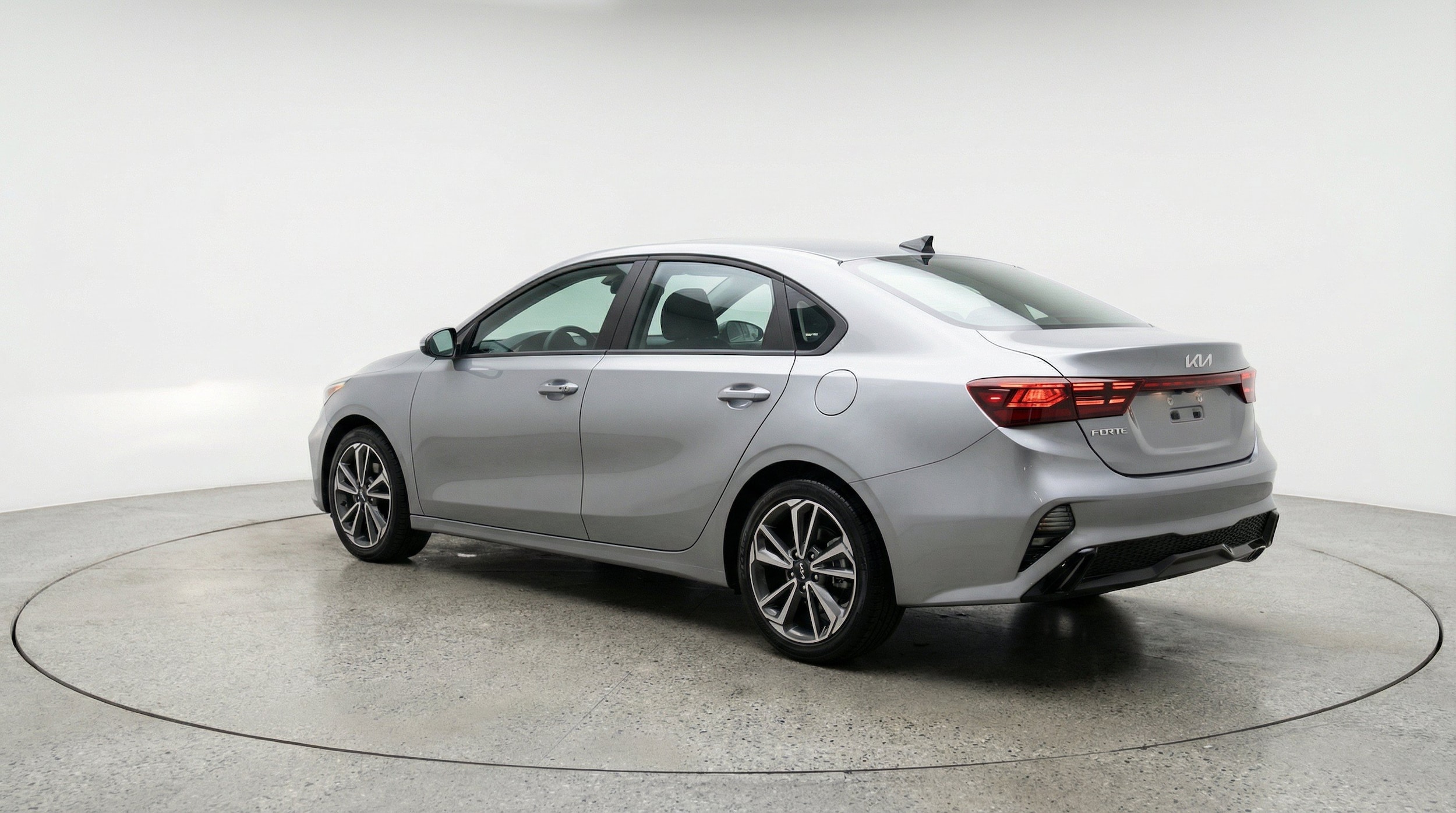 Thumbnail: 2024 Kia Forte - 6