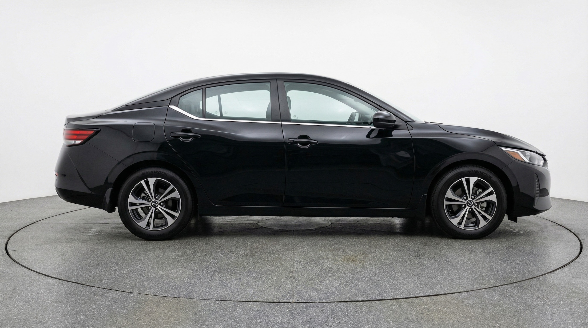 Thumbnail: 2025 Nissan Sentra - 8