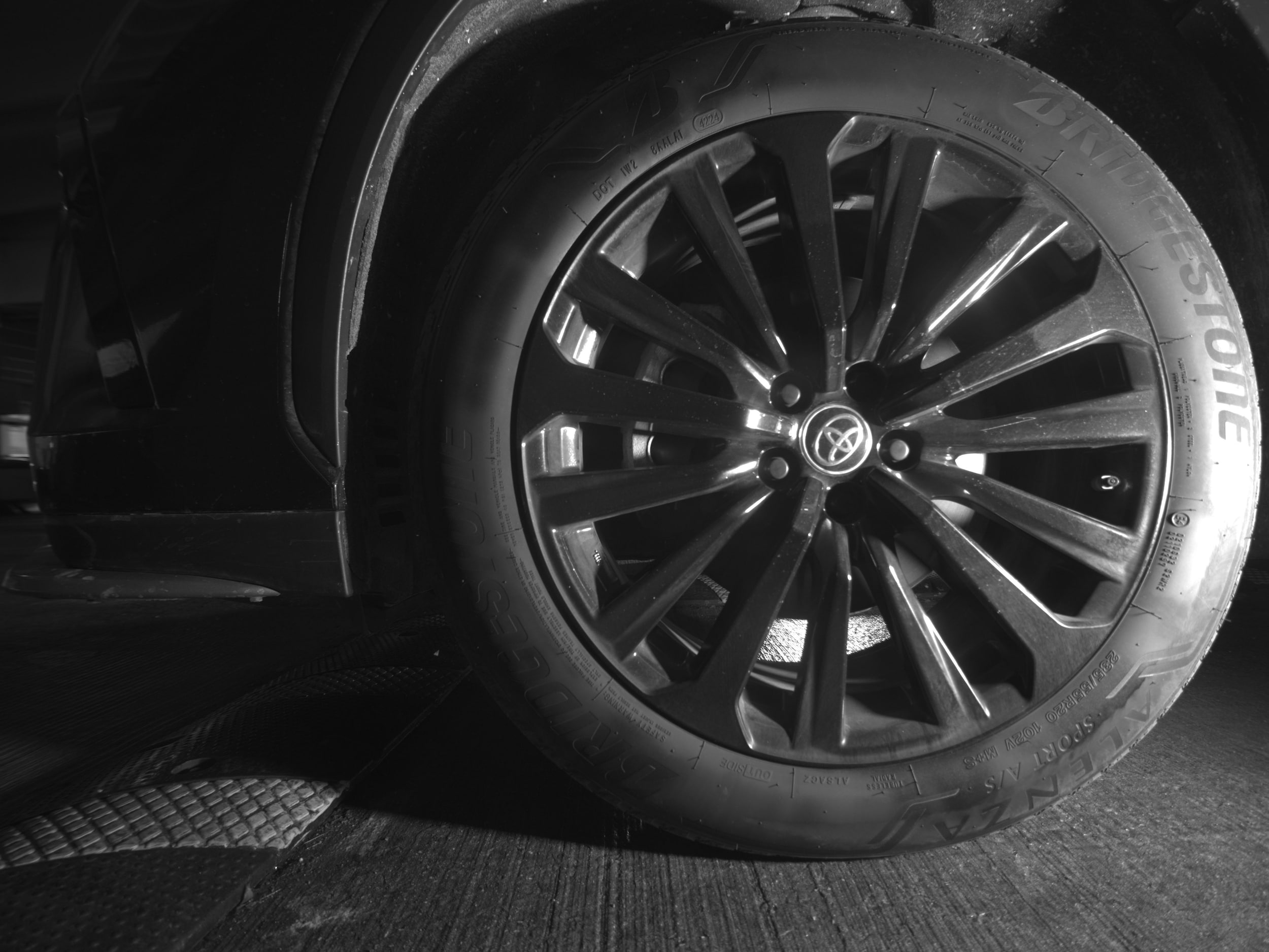 Thumbnail: 2025 Toyota Highlander - 9