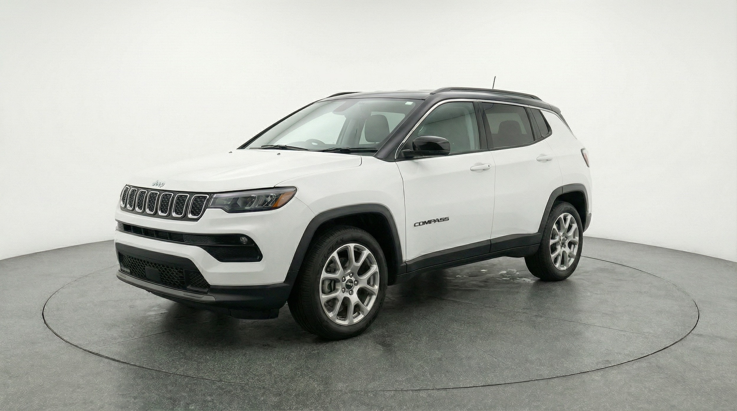 Thumbnail: 2025 Jeep Compass - 3