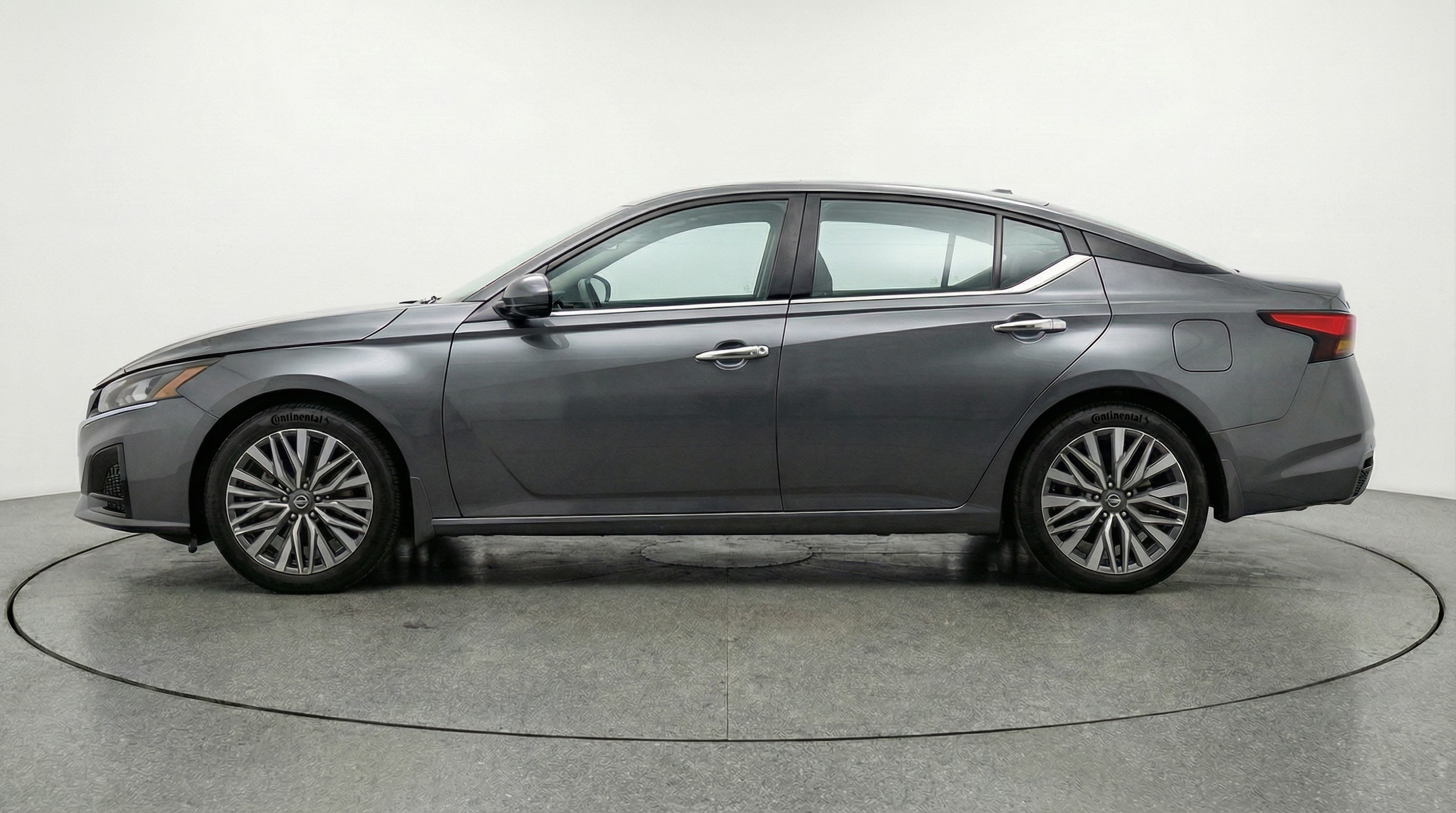 Thumbnail: 2025 Nissan Altima - 4