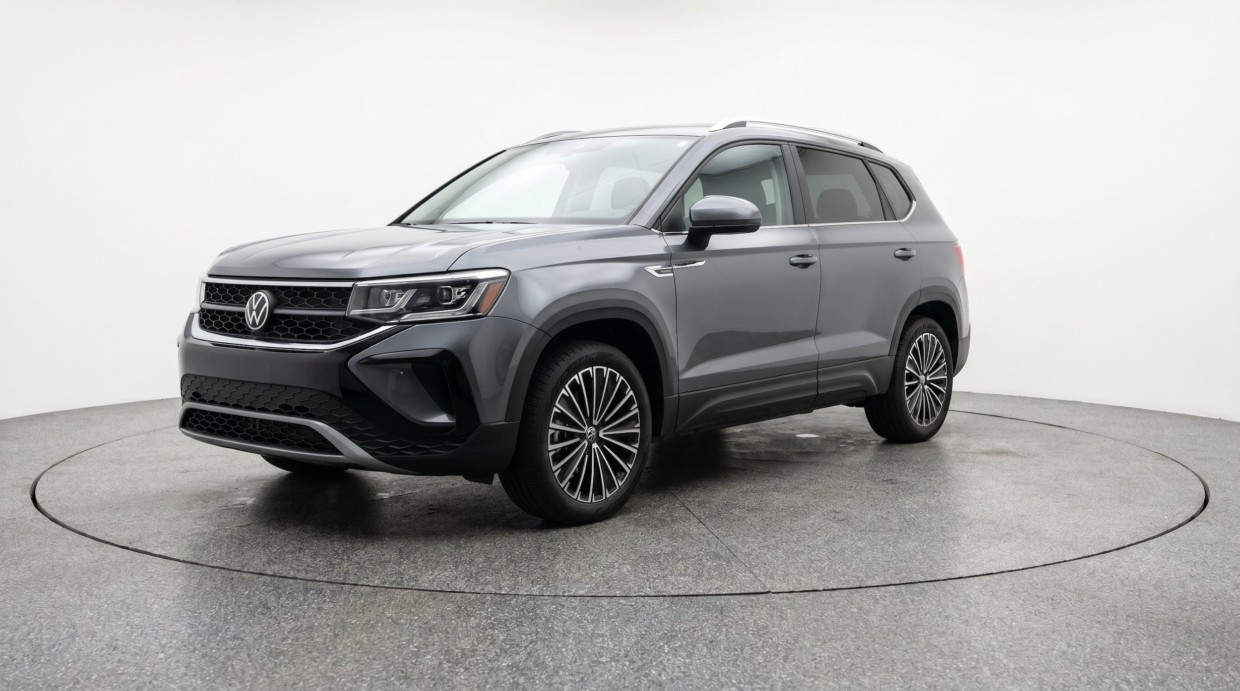Thumbnail: 2026 Volkswagen Taos - 3