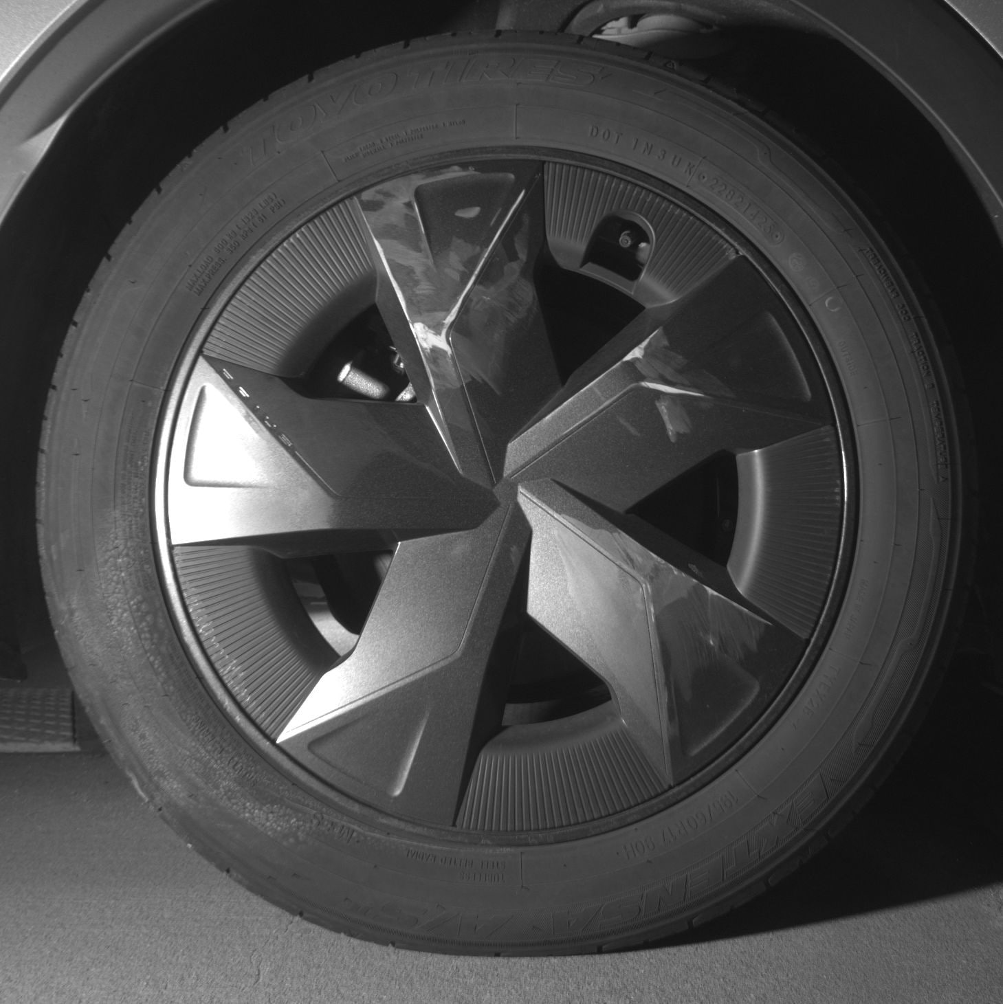 Thumbnail: 2025 Toyota Prius - 12