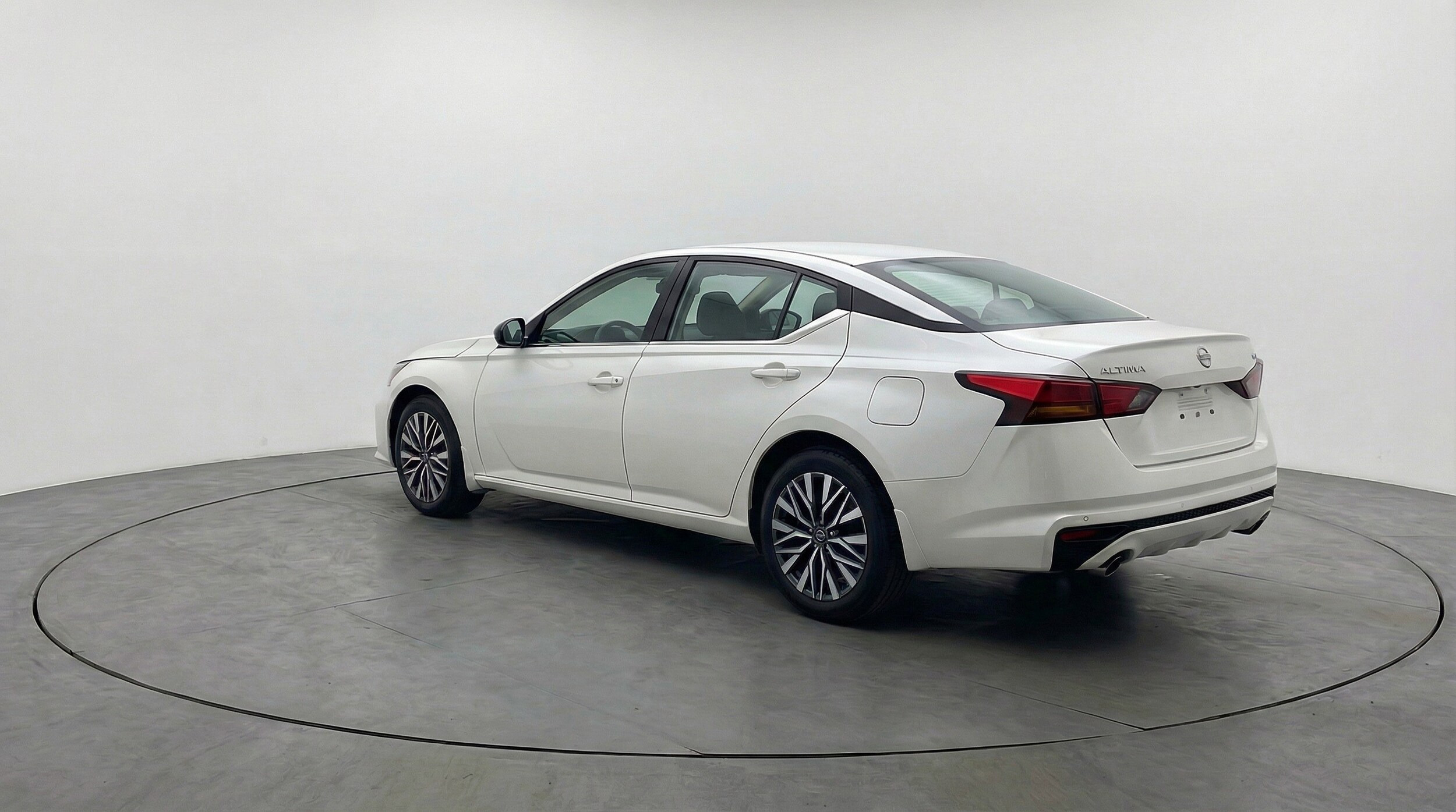 Thumbnail: 2025 Nissan Altima - 6