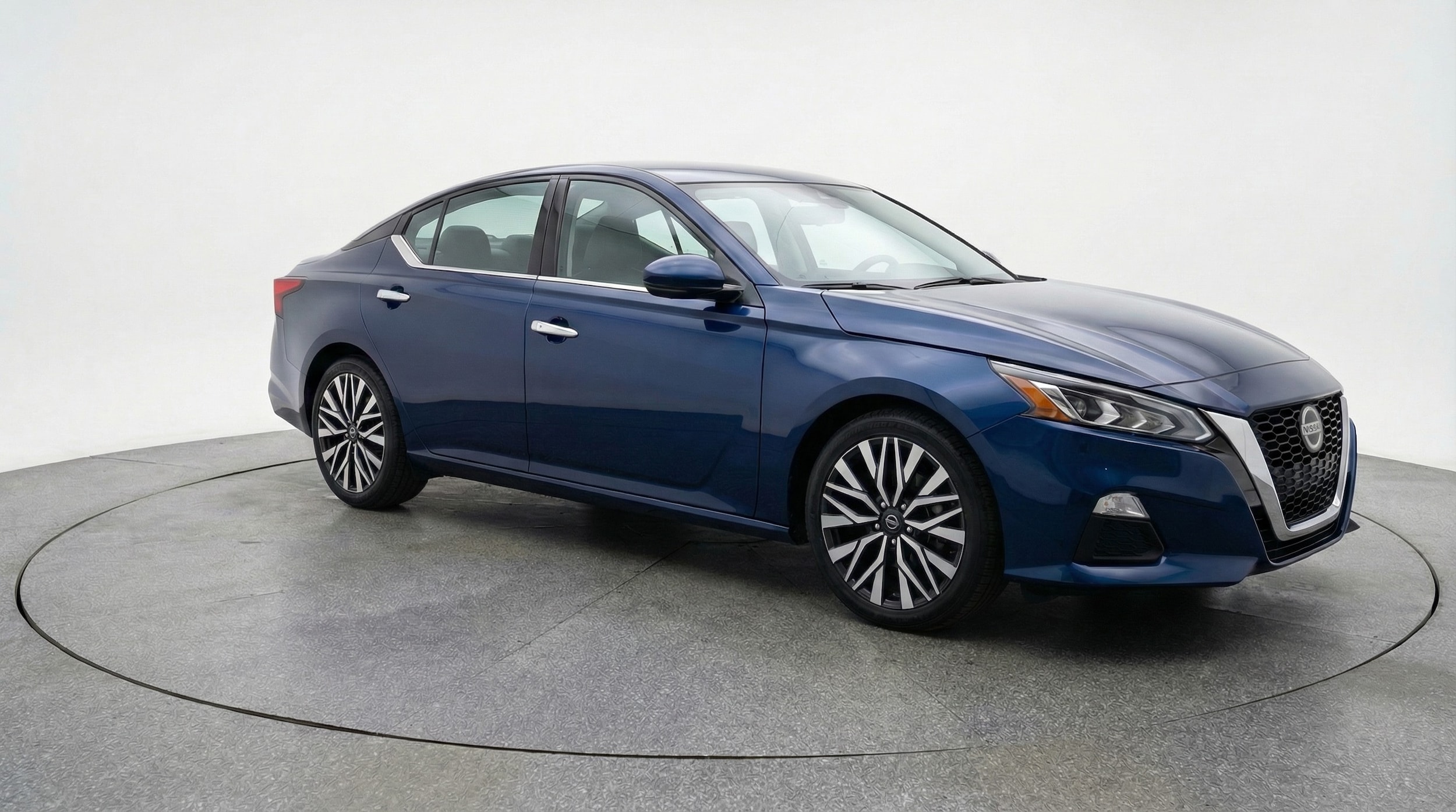 Thumbnail: 2025 Nissan Altima - 1